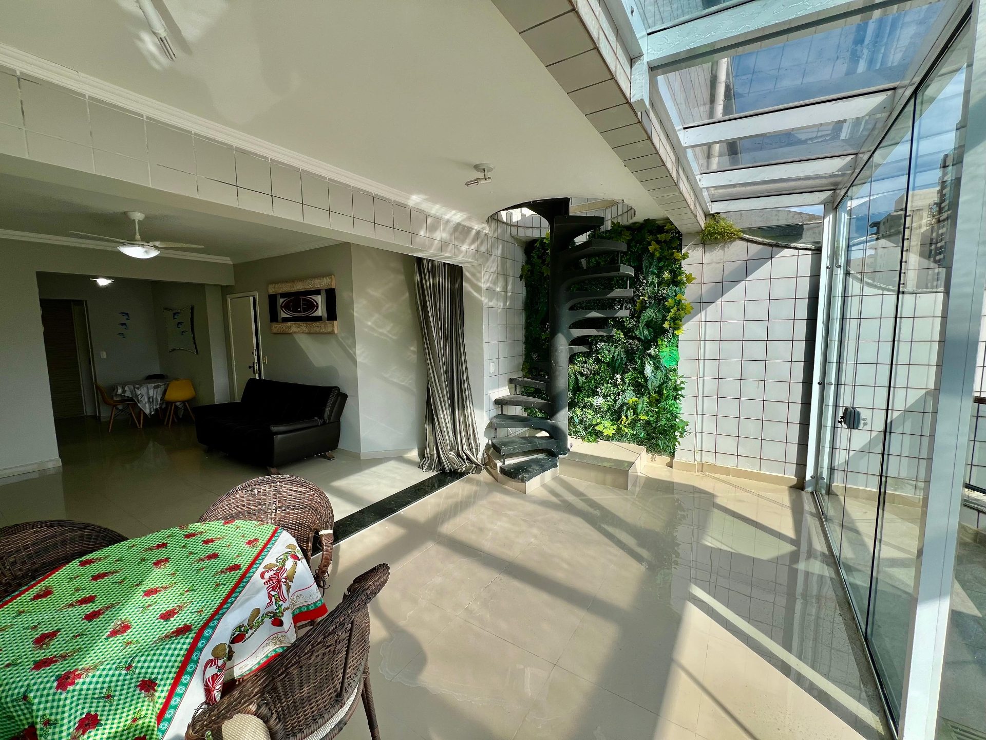 Cobertura duplex, 2 suítes, lazer, 1 vaga, Enseada em Enseada, Guarujá — foto 9