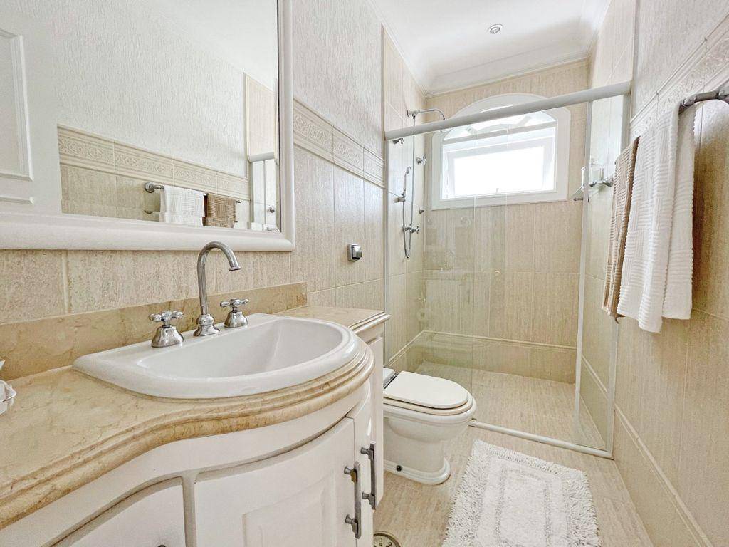 Casa de Condomínio com 6 quartos, Jardim Acapulco, Guarujá em Jardim Acapulco, Guarujá — foto 41