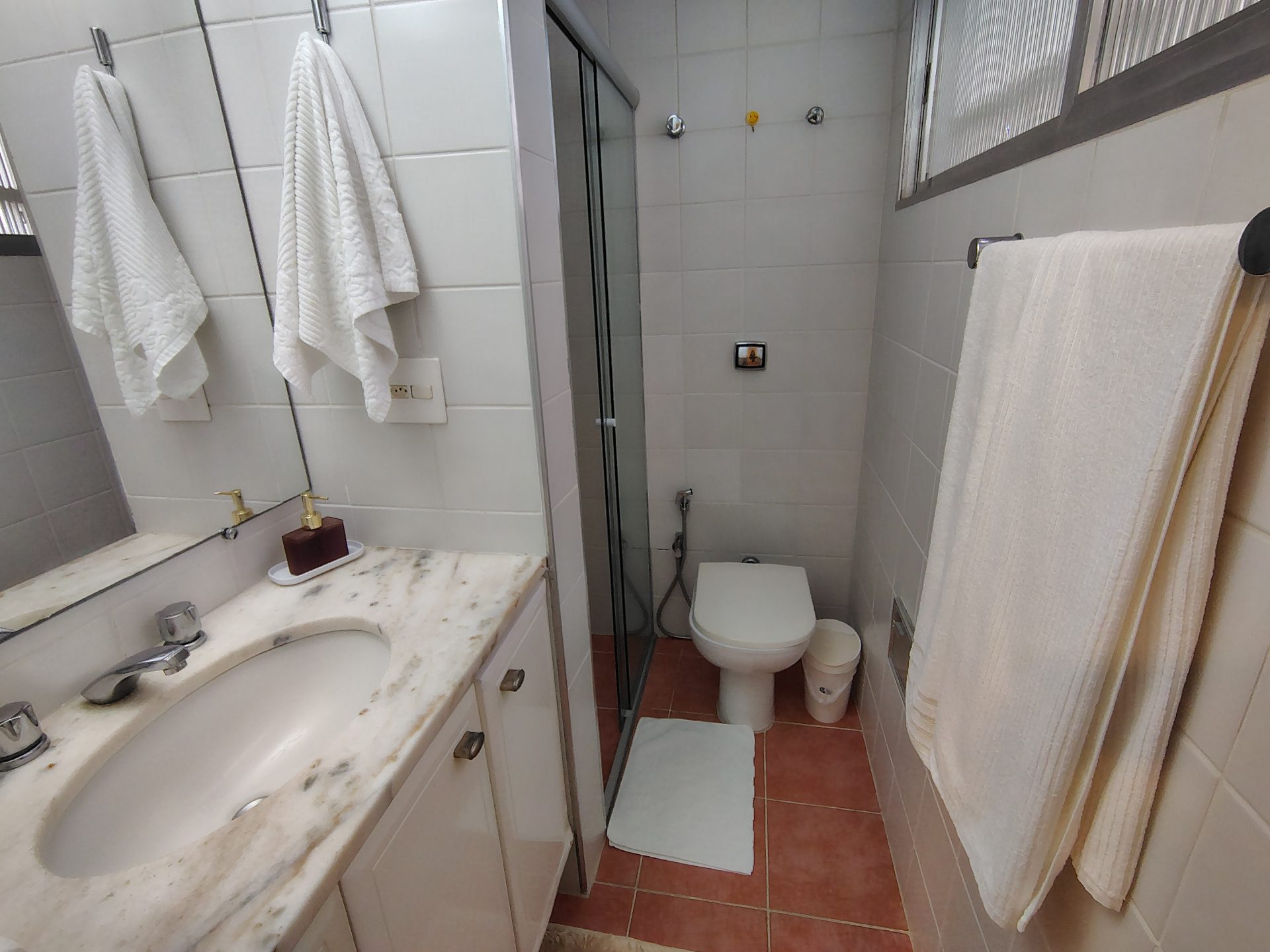 Apartamento Frente Mar com Vista Livre e 3 Quartos em Pitangueiras, Guarujá — foto 10