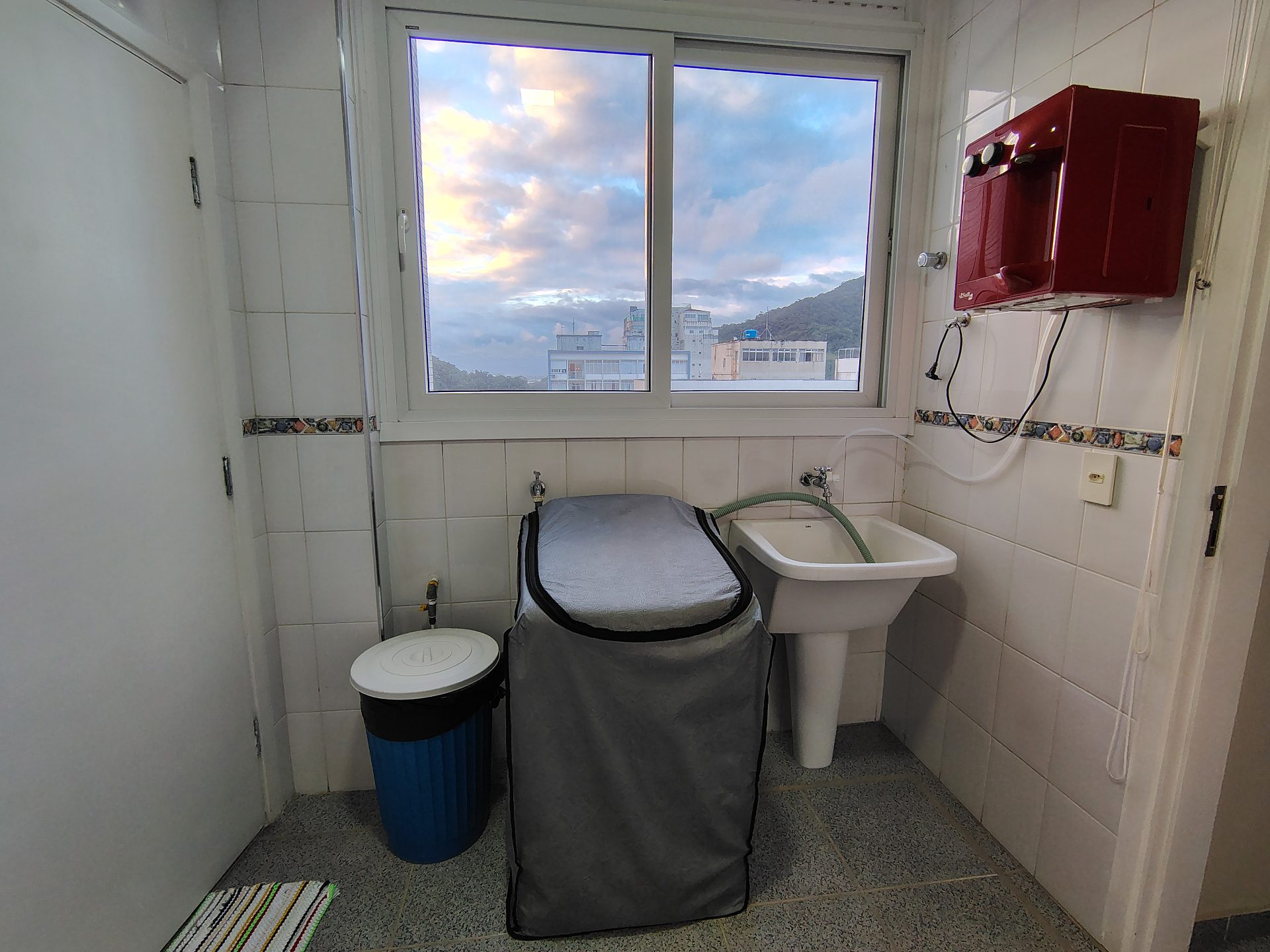 Apartamento Frente Mar com Vista Livre e 3 Quartos em Pitangueiras, Guarujá — foto 19