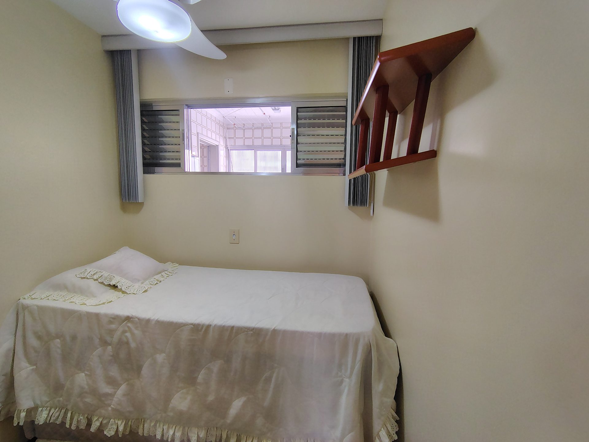 Apto 4 dorms., 1 vaga, andar alto, sacada, Pitangueiras em Pitangueiras, Guarujá — foto 18