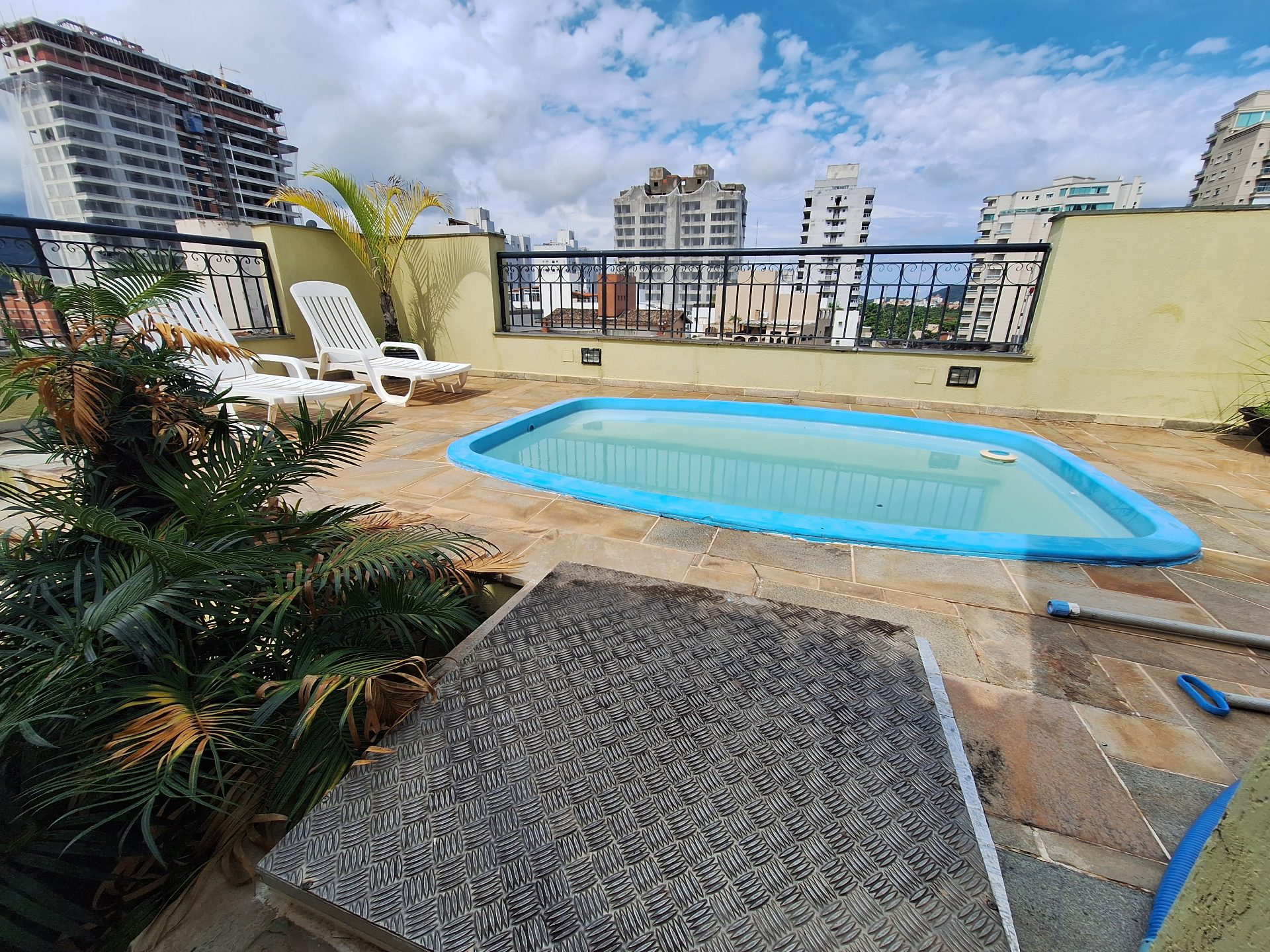 Cobertura 3 dorms., lazer, Enseada, região da Brunella em Enseada, Guarujá — foto 2