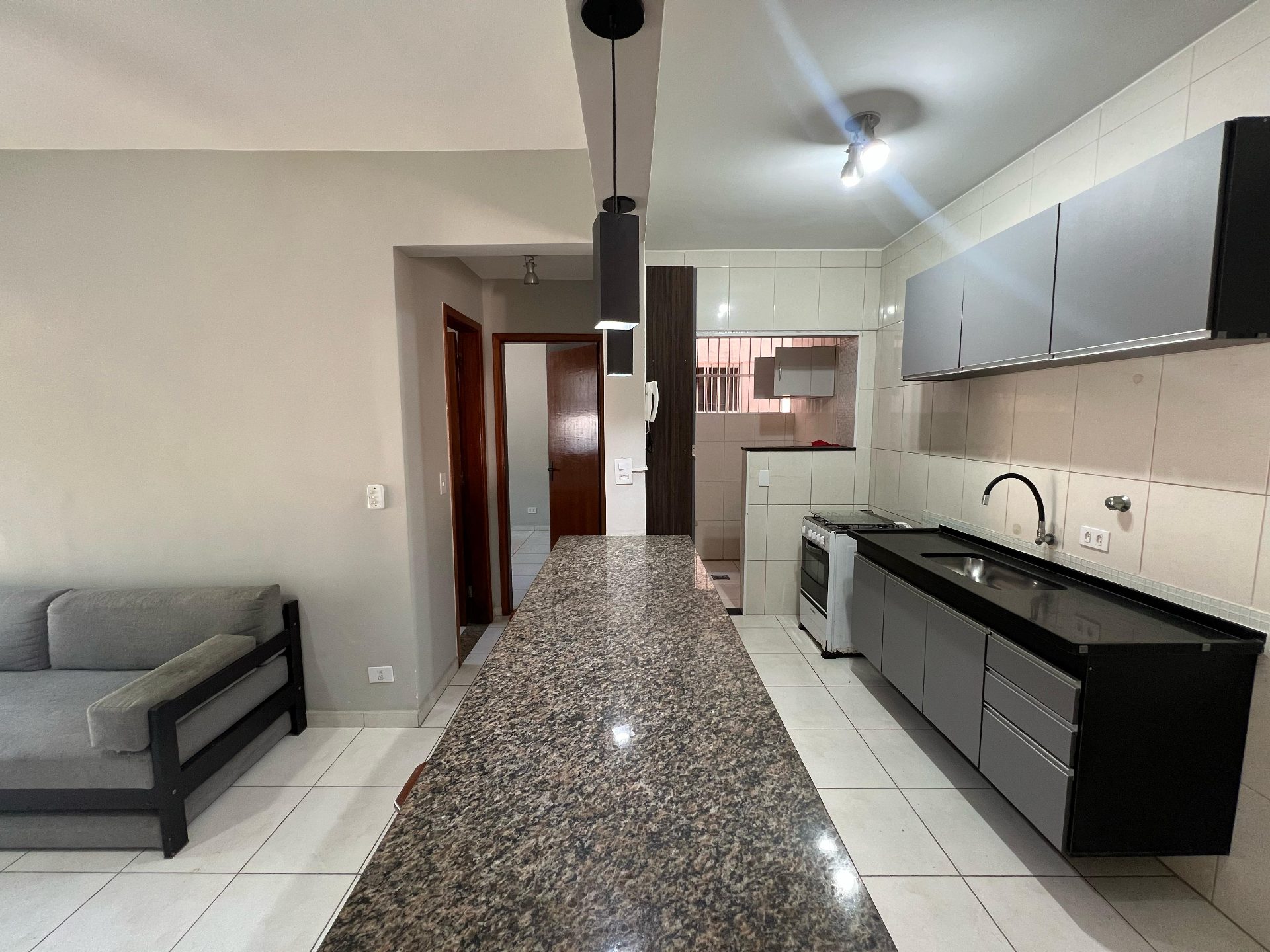 Apartamento com 1 quarto, 200m praia Enseada, Guarujá em Enseada, Guarujá — foto 6