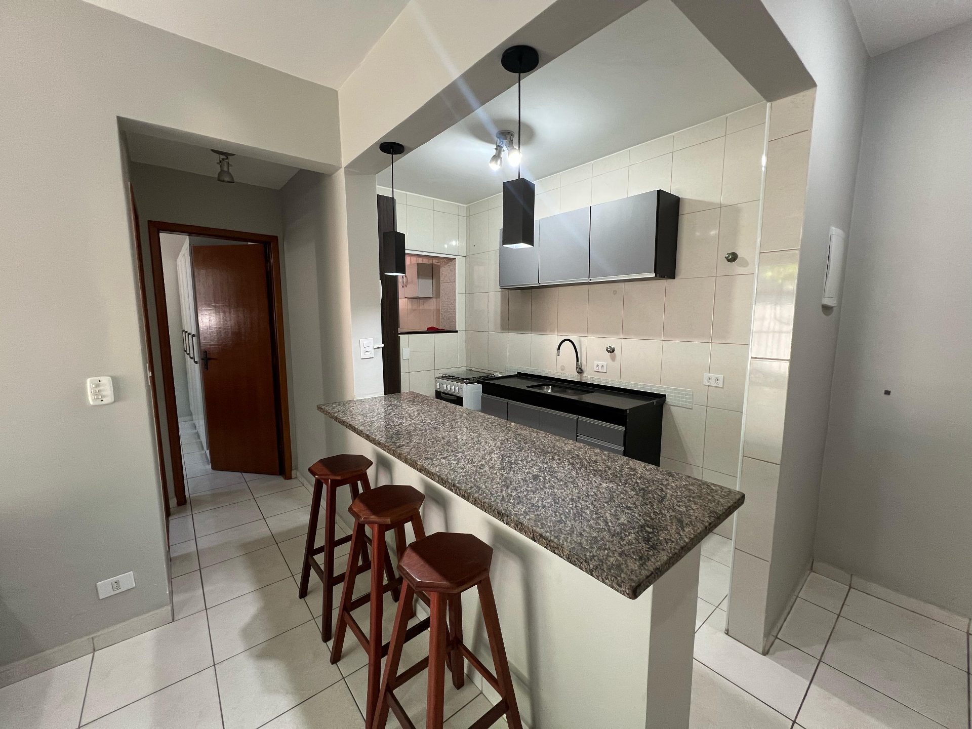 Apartamento com 1 quarto, 200m praia Enseada, Guarujá em Enseada, Guarujá — foto 5