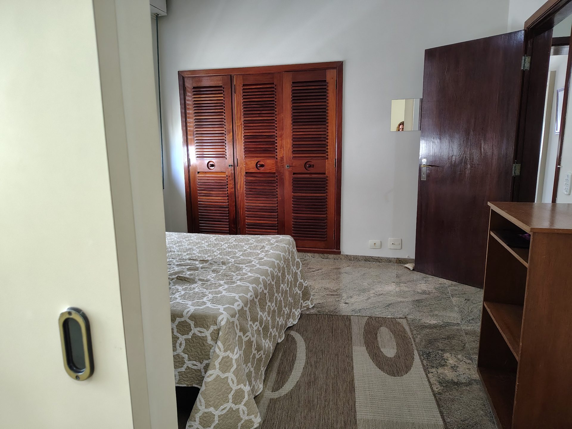 Apto frente praia, 5 quartos, sacada, 2 vagas, Pitangueiras em Pitangueiras, Guarujá — foto 16