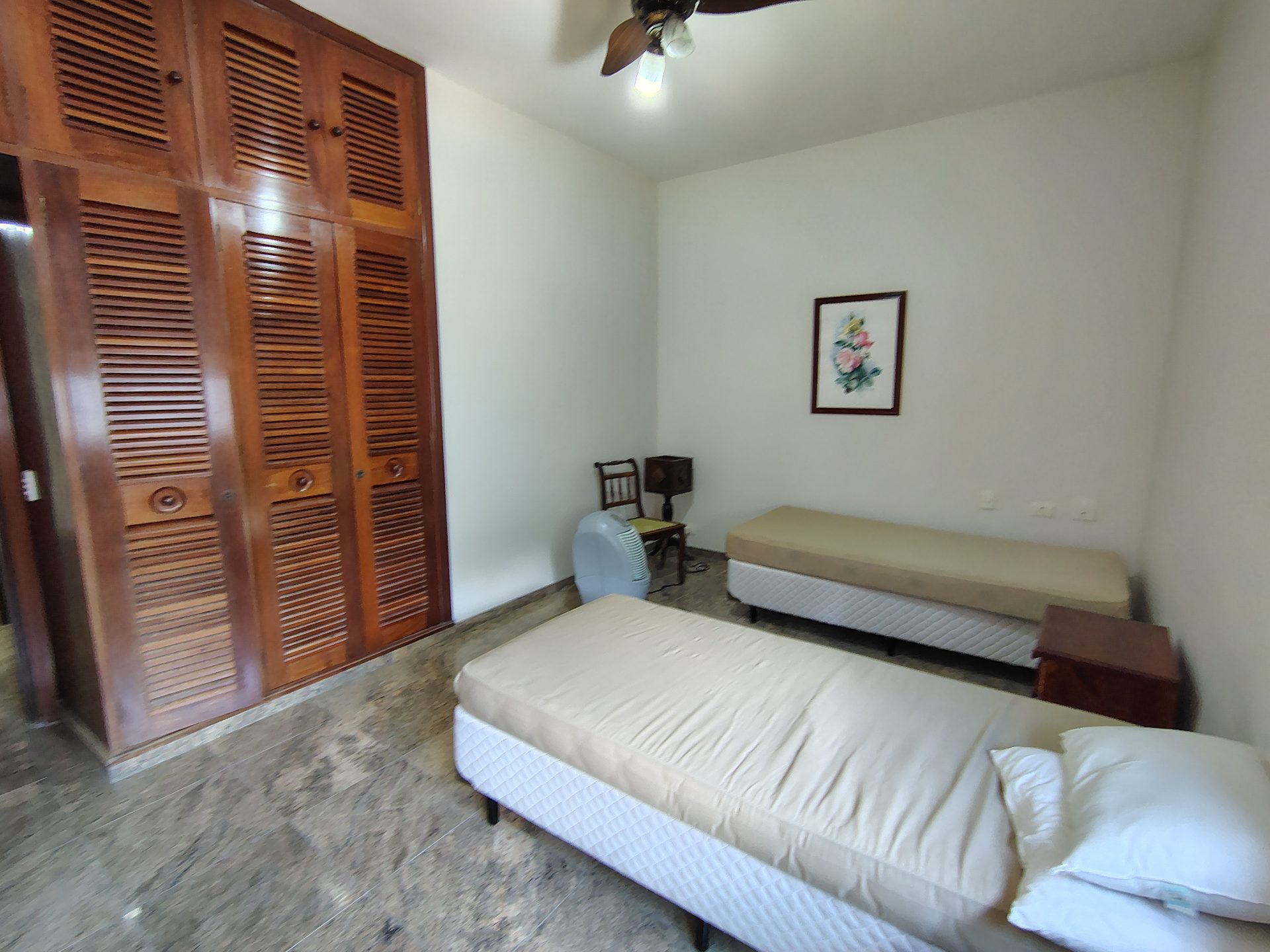 Apto frente praia, 5 quartos, sacada, 2 vagas, Pitangueiras em Pitangueiras, Guarujá — foto 19