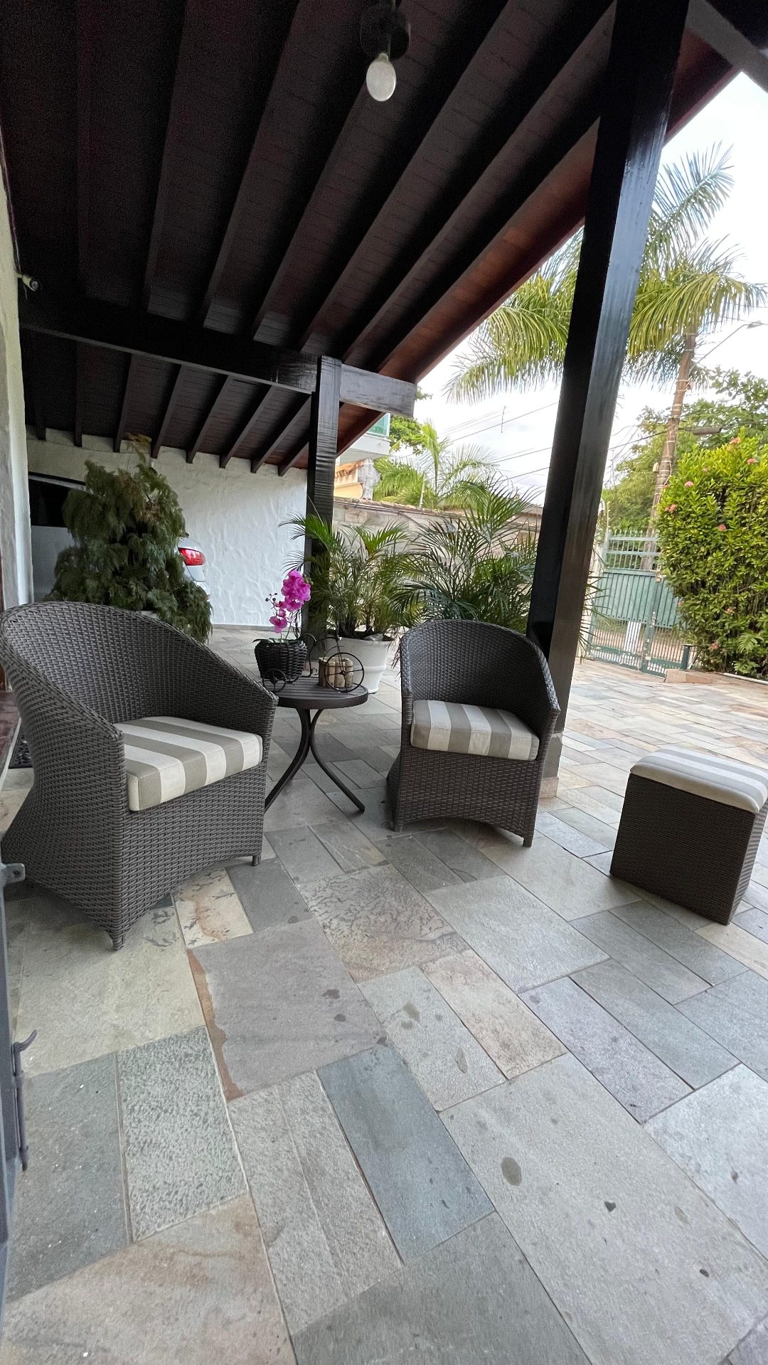 Casa em terreno de 1.555m², quadra de tênis, piscina, 6 vagas em Jardim Virgínia, Guarujá — foto 15