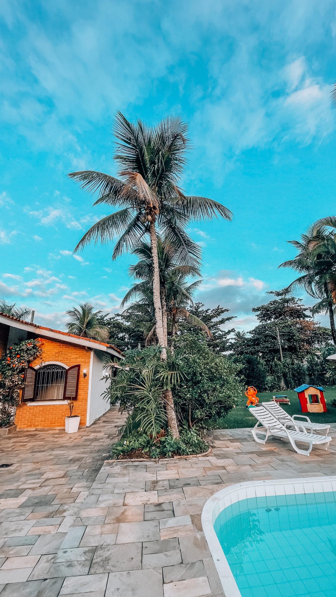 Casa em terreno de 1.555m², quadra de tênis, piscina, 6 vagas em Jardim Virgínia, Guarujá — foto 18