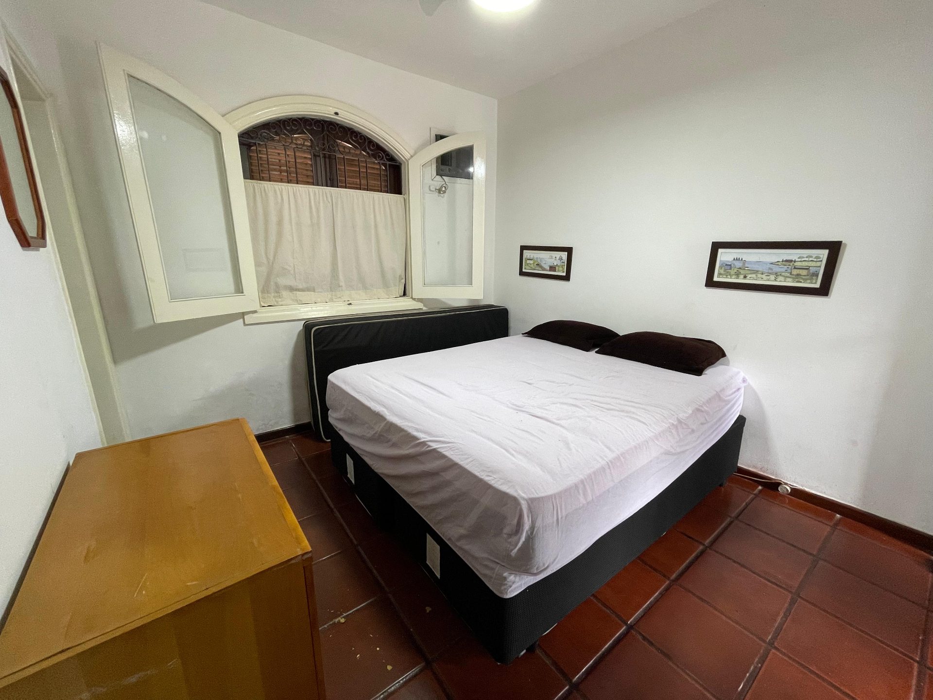 Casa em terreno de 1.555m², quadra de tênis, piscina, 6 vagas em Jardim Virgínia, Guarujá — foto 20