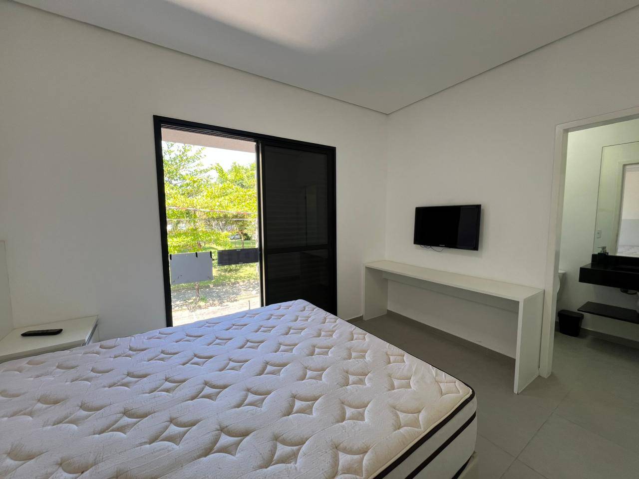Sobrado em villagio, 200m da praia Enseada, 3 suítes em Enseada, Guarujá — foto 13