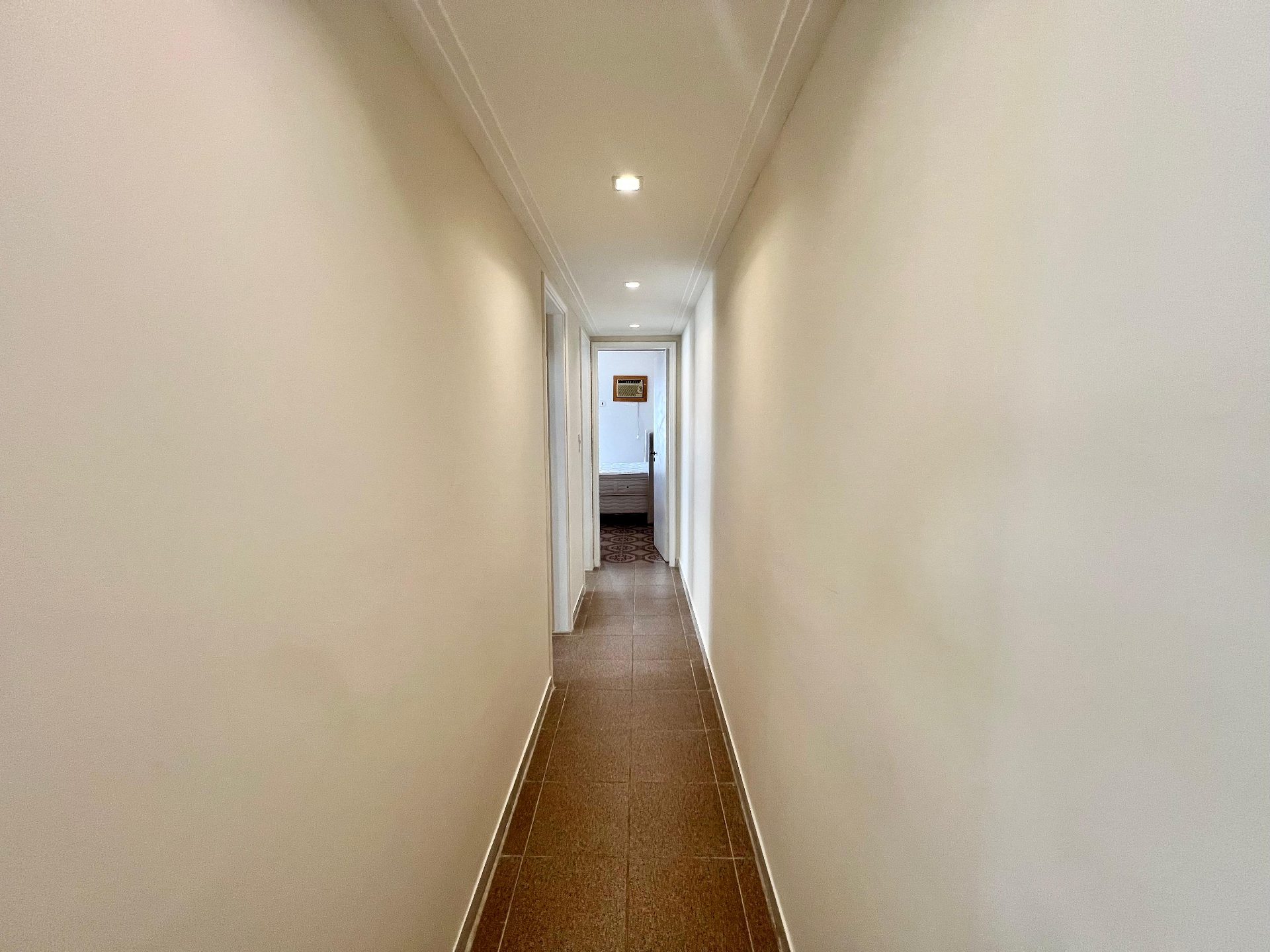 Apto 3 dorms., 200m da praia Enseada, 1 vaga em Enseada, Guarujá — foto 11