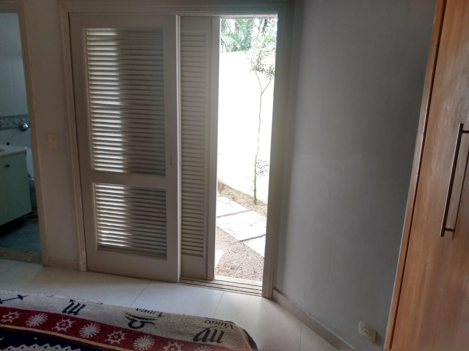 Casa 100m praia Enseada, 4 suítes, lazer, 7 vagas em Jardim Virgínia, Guarujá — foto 10