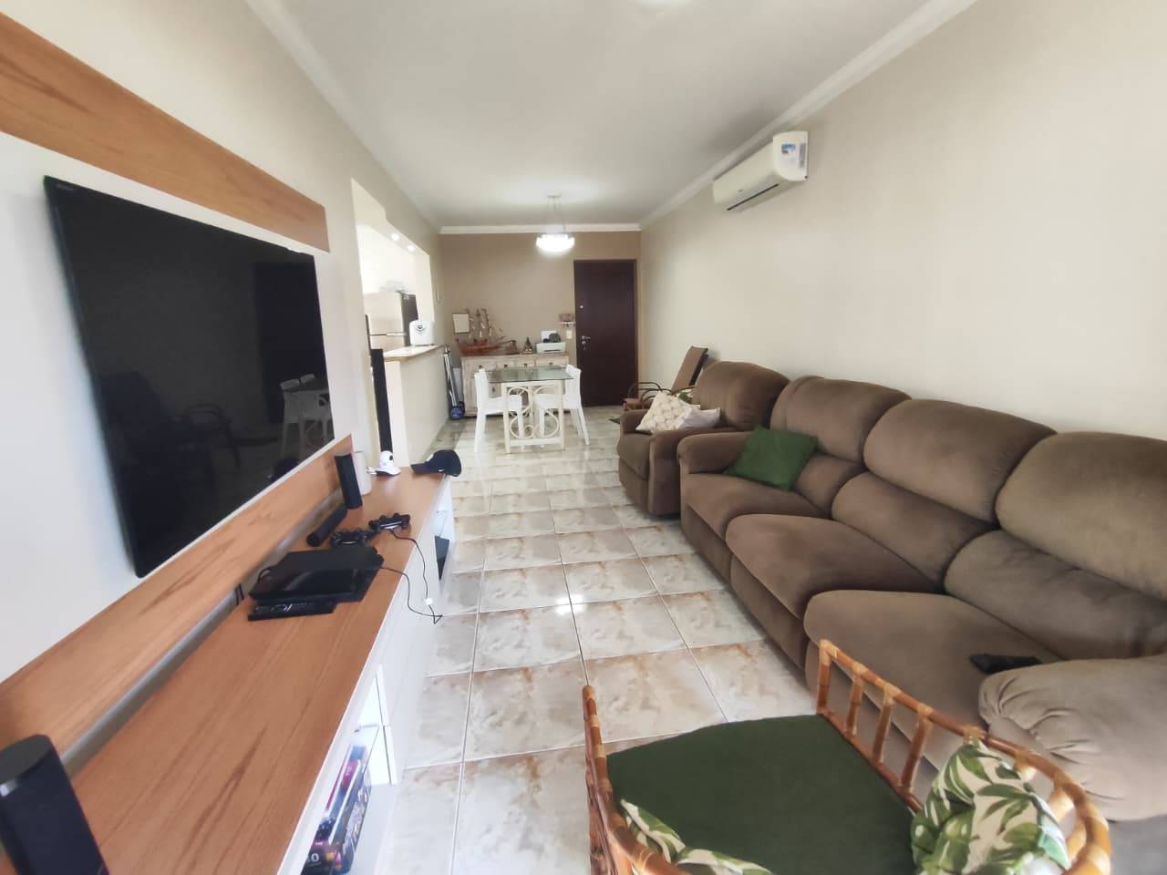 Apto 2 dorms., lazer, 1 vaga, 200m praia Enseada em Enseada, Guarujá — foto 2