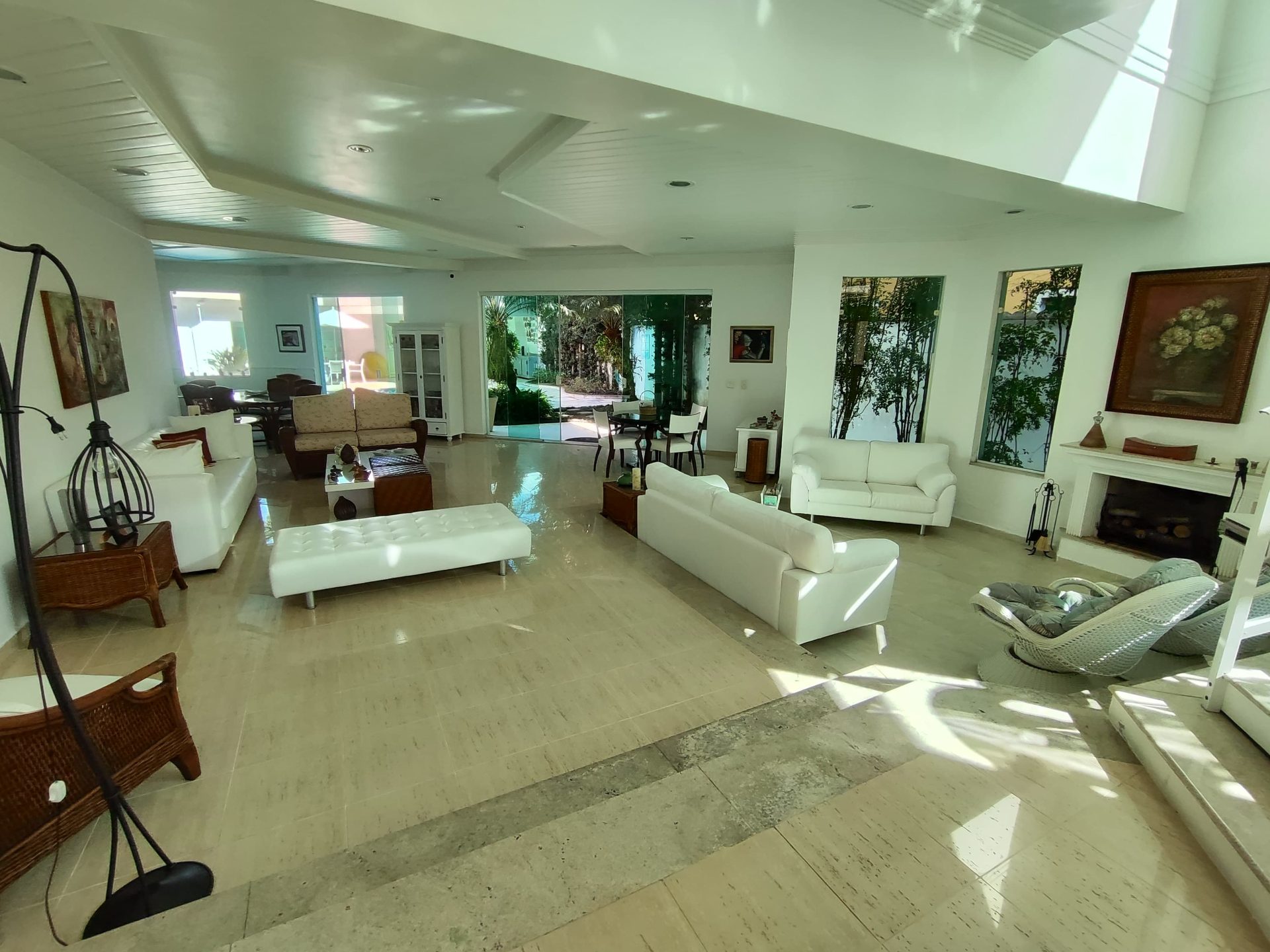 Casa em frente à praça, perfeita para quem busca conforto, espaço e lazer completo! em Jardim Acapulco, Guarujá — foto 11