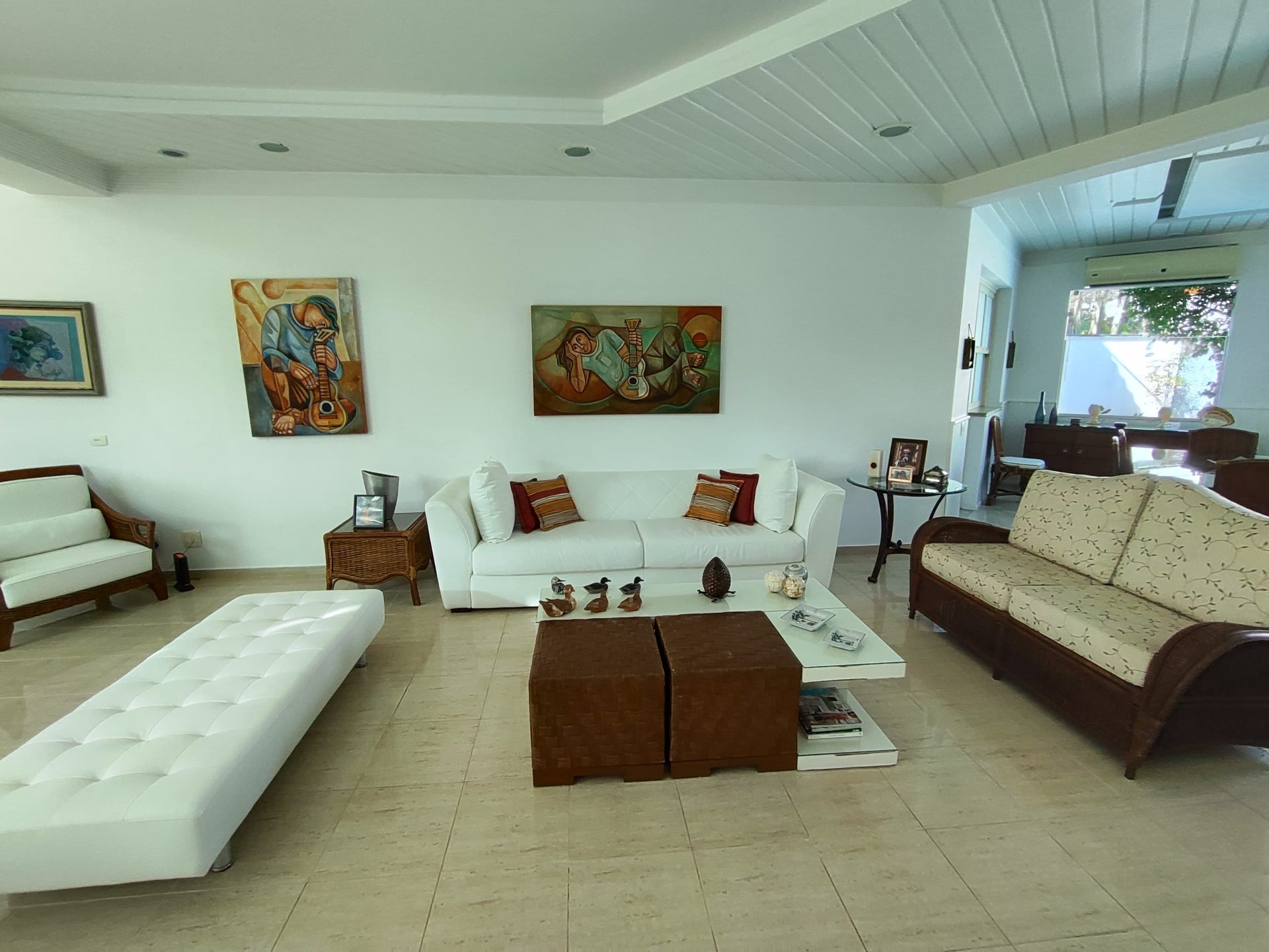 Casa em frente à praça, perfeita para quem busca conforto, espaço e lazer completo! em Jardim Acapulco, Guarujá — foto 9