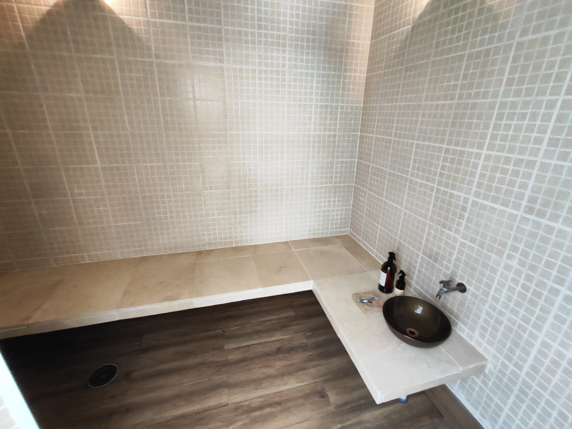 Casa em frente à praça, perfeita para quem busca conforto, espaço e lazer completo! em Jardim Acapulco, Guarujá — foto 16
