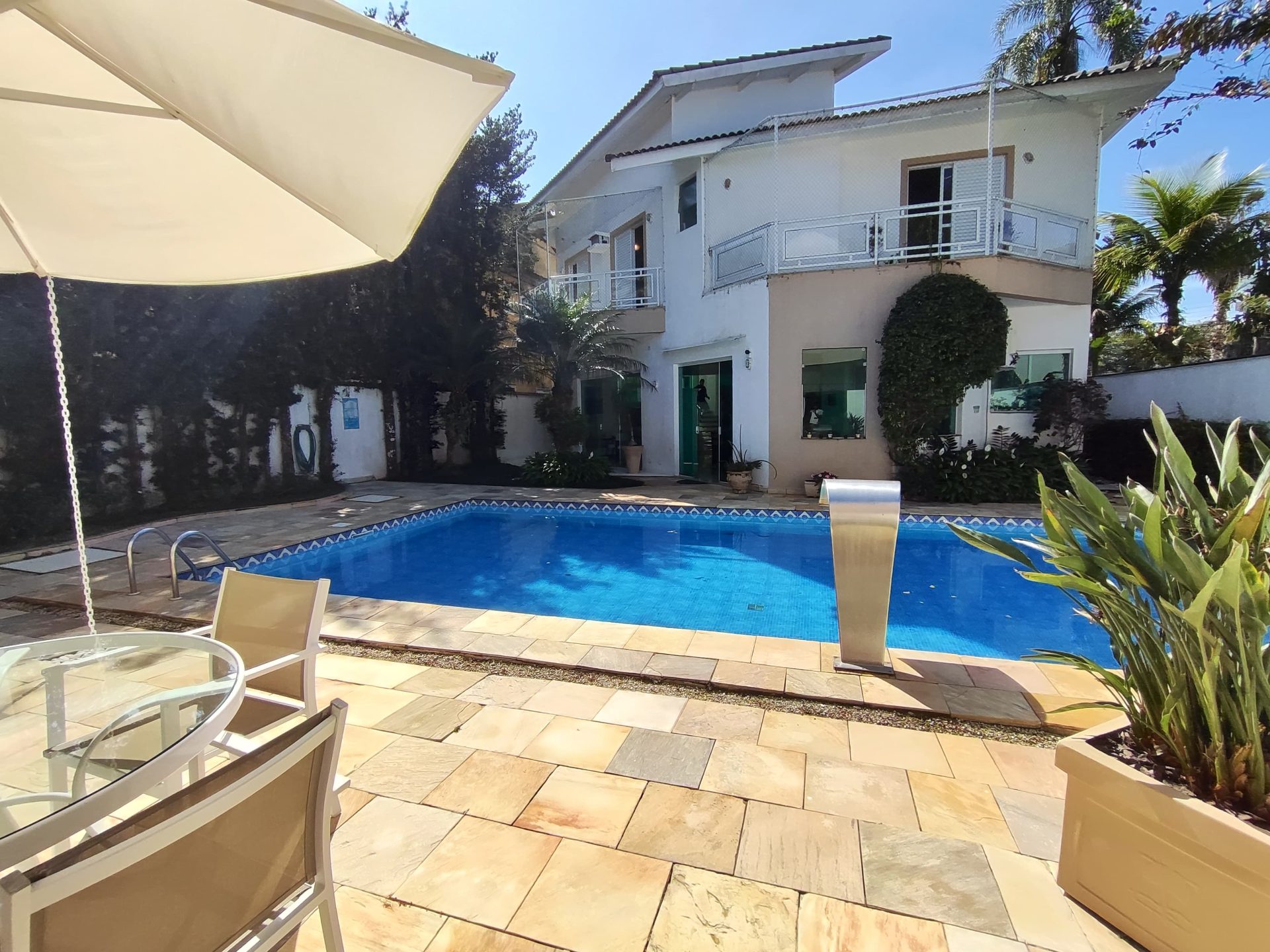 Casa em frente à praça, perfeita para quem busca conforto, espaço e lazer completo! em Jardim Acapulco, Guarujá — foto 18