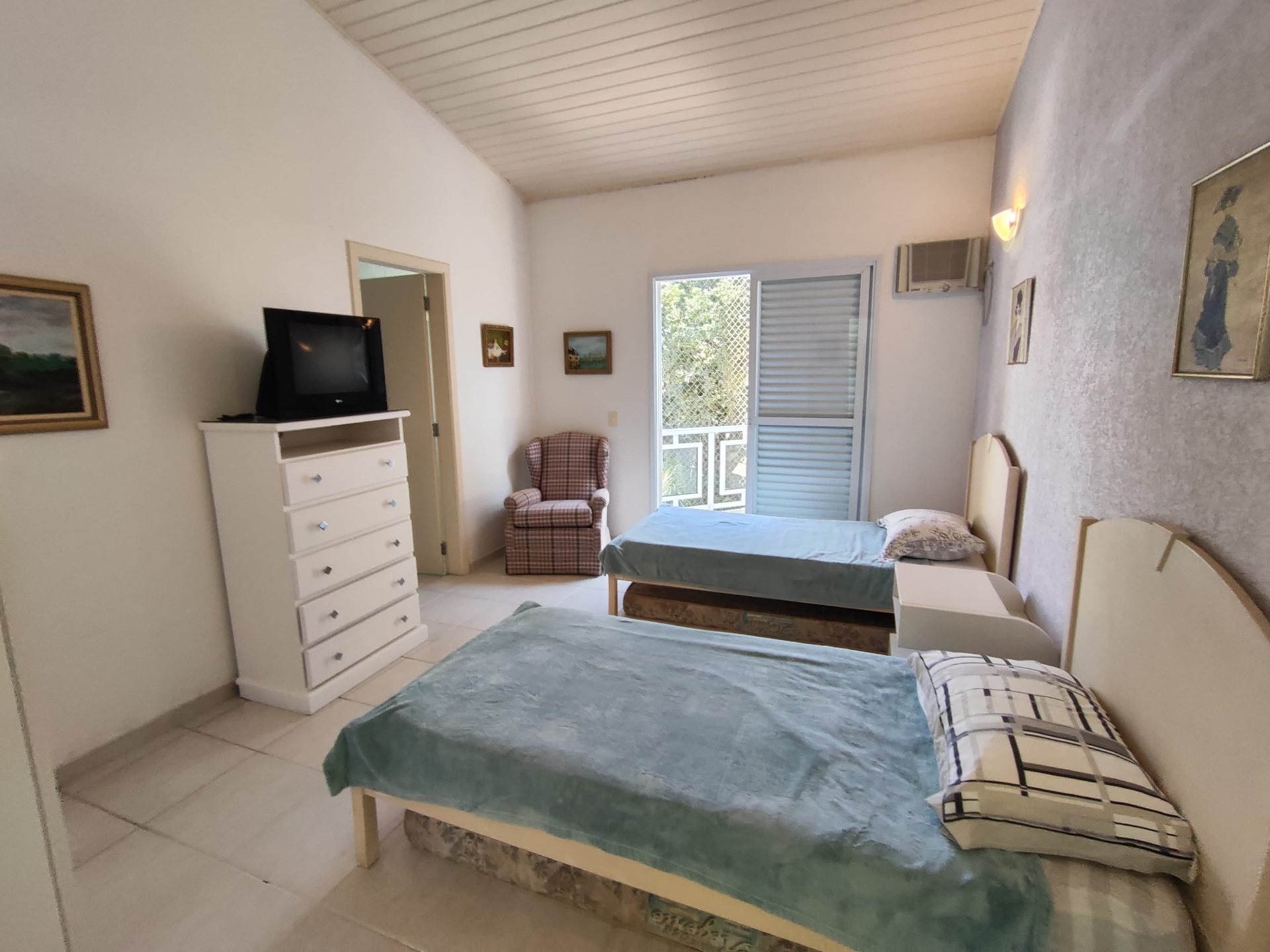 Casa em frente à praça, perfeita para quem busca conforto, espaço e lazer completo! em Jardim Acapulco, Guarujá — foto 31