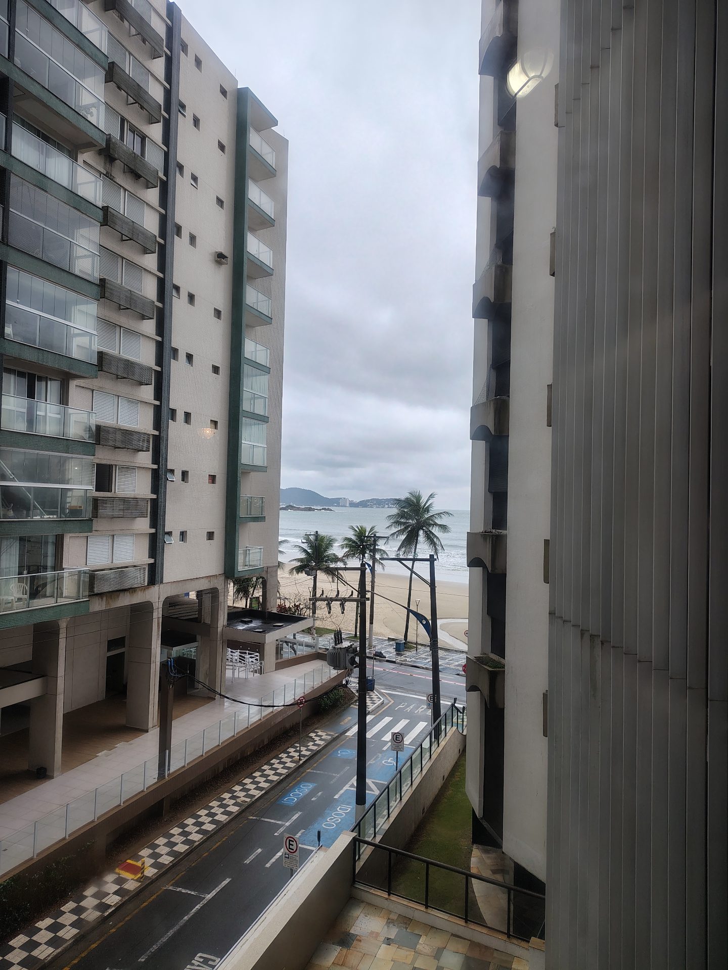 Apto com 3 quartos, Jardim Astúrias, Guarujá em Vila Luis Antônio, Guarujá — foto 8