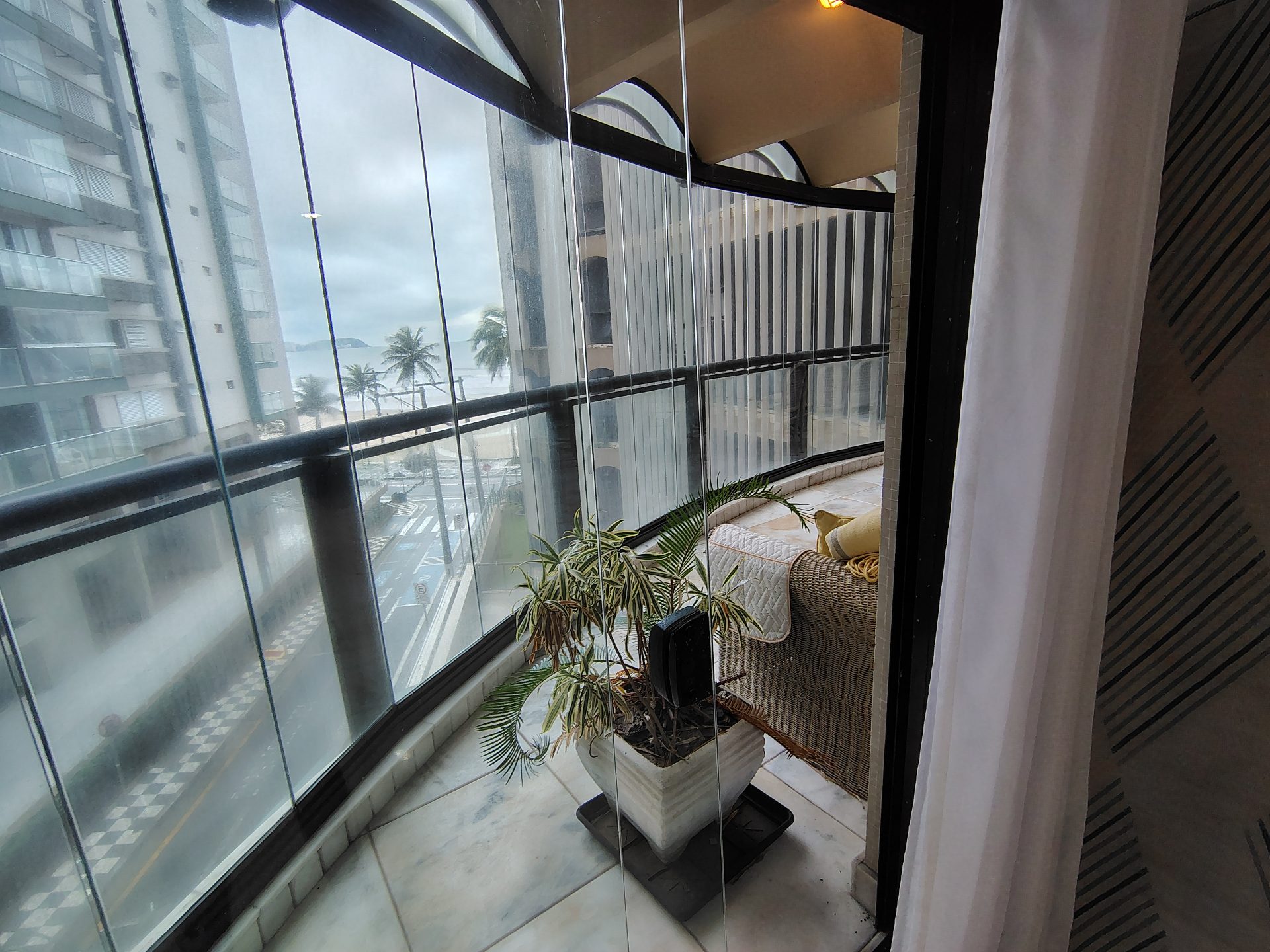 Apto com 3 quartos, Jardim Astúrias, Guarujá em Vila Luis Antônio, Guarujá — foto 14