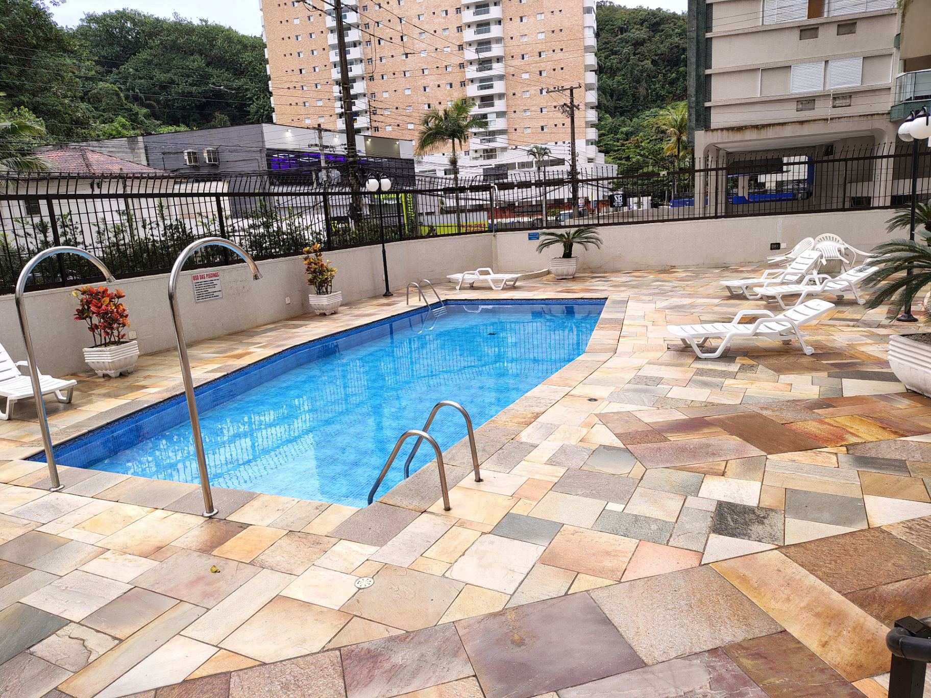 Apto com 3 quartos, Jardim Astúrias, Guarujá em Vila Luis Antônio, Guarujá — foto 43