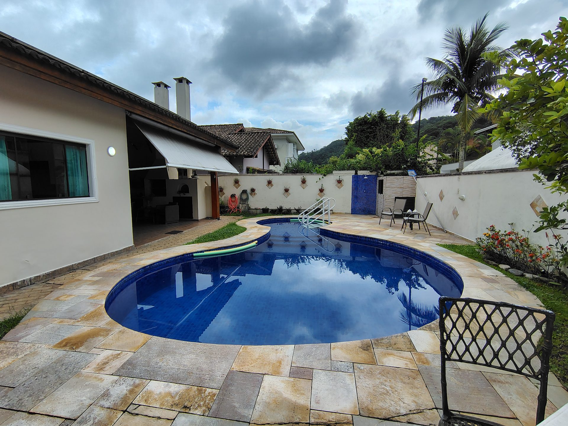 Casa Térrea em Condomínio com Energia Solar, Piscina e Área Gourmet Completa em Enseada, Guarujá — foto 20