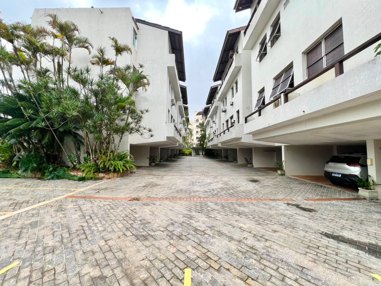 Apto 350m praia Enseada, 2 quartos, lazer, 2 vagas em Enseada, Guarujá — foto 36