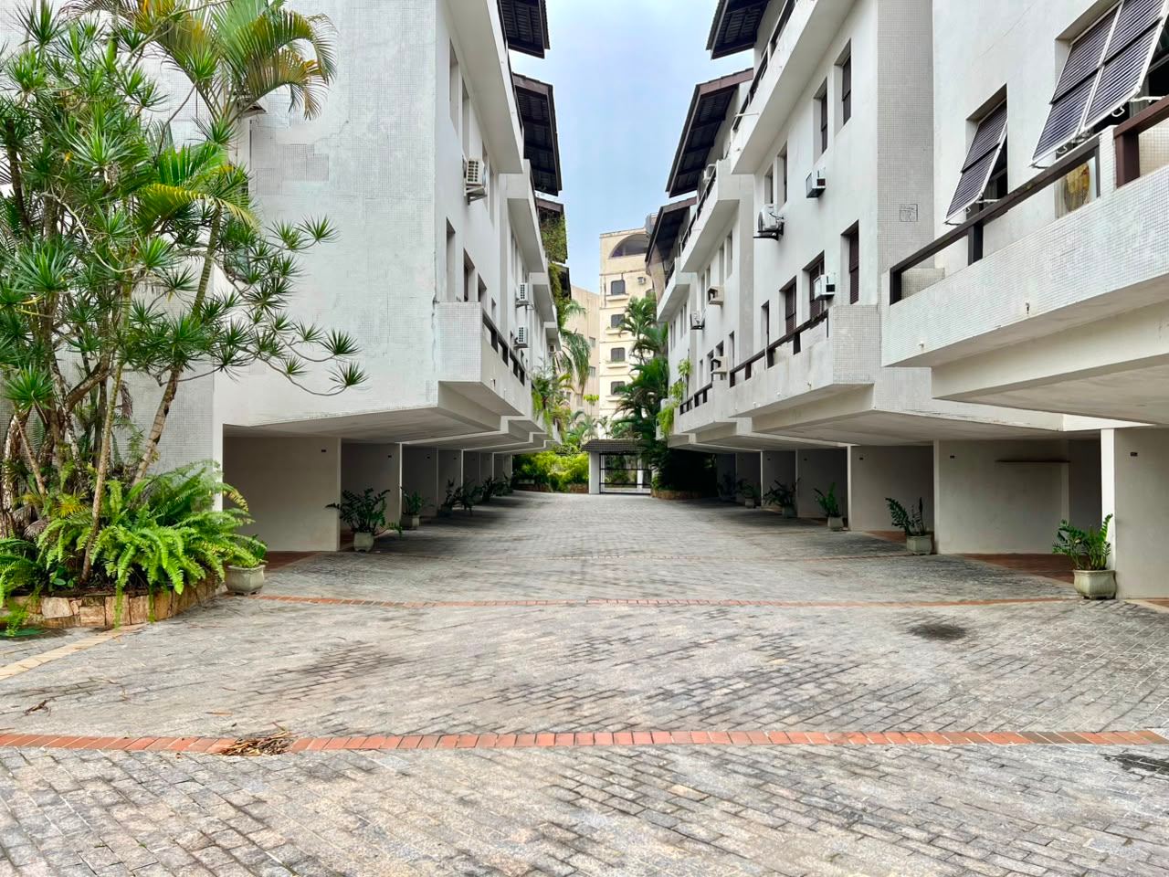 Apto 350m praia Enseada, 2 quartos, lazer, 2 vagas em Enseada, Guarujá — foto 37