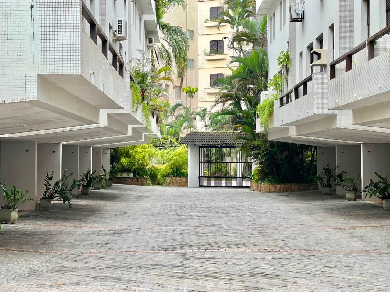 Apto 350m praia Enseada, 2 quartos, lazer, 2 vagas em Enseada, Guarujá — foto 35