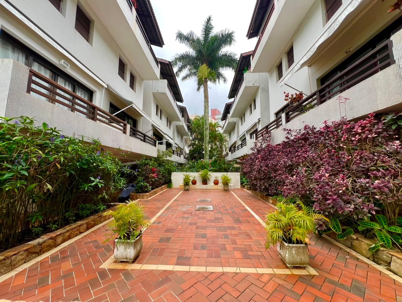 Apto 350m praia Enseada, 2 quartos, lazer, 2 vagas em Enseada, Guarujá — foto 47