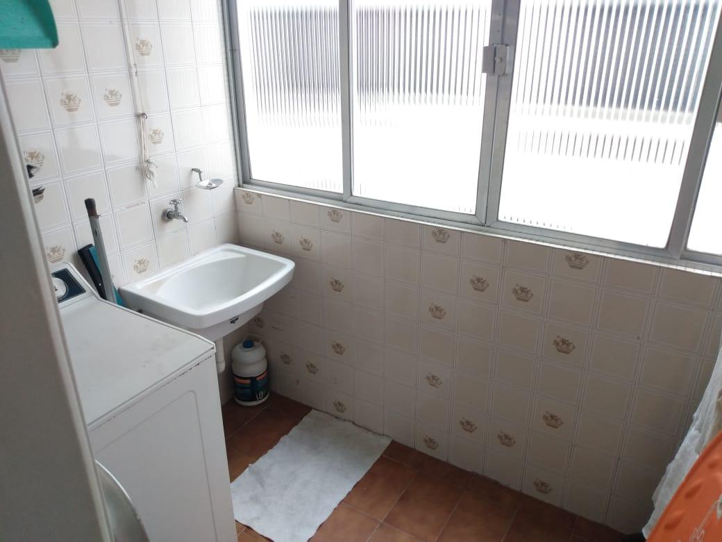 Apto 2 dorms., sacada, 1 vaga, Astúrias em Jardim Las Palmas, Guarujá — foto 9