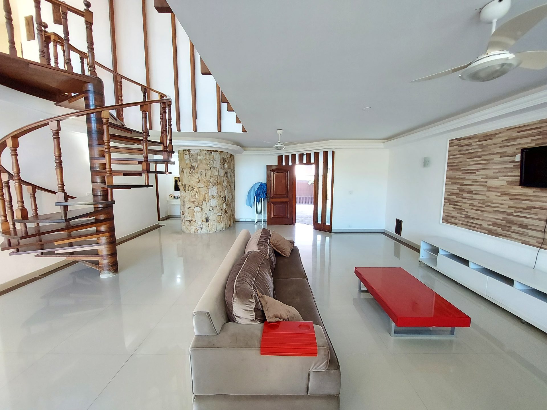 Casa 5 suítes, piscina, churrasqueira, 50m praia Enseada em Enseada, Guarujá — foto 4