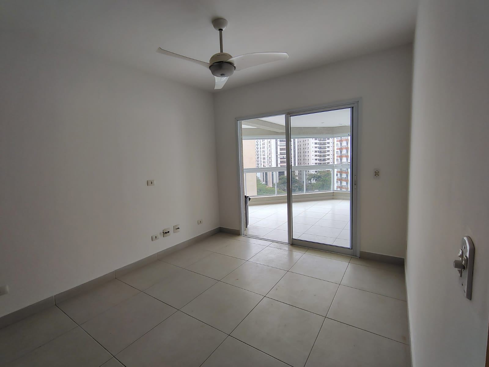 Apartamento com 3 quartos, Pitangueiras, Guarujá em Pitangueiras, Guarujá — foto 3