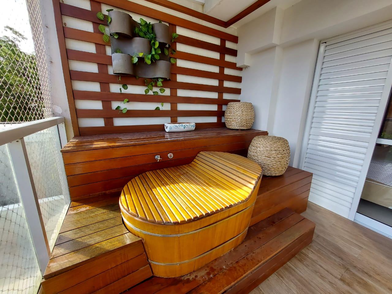 APARTAMENTO COM LAZER COMPLETO NA PRAIA DA ENSEADA em Jardim Enseada, Guarujá — foto 7