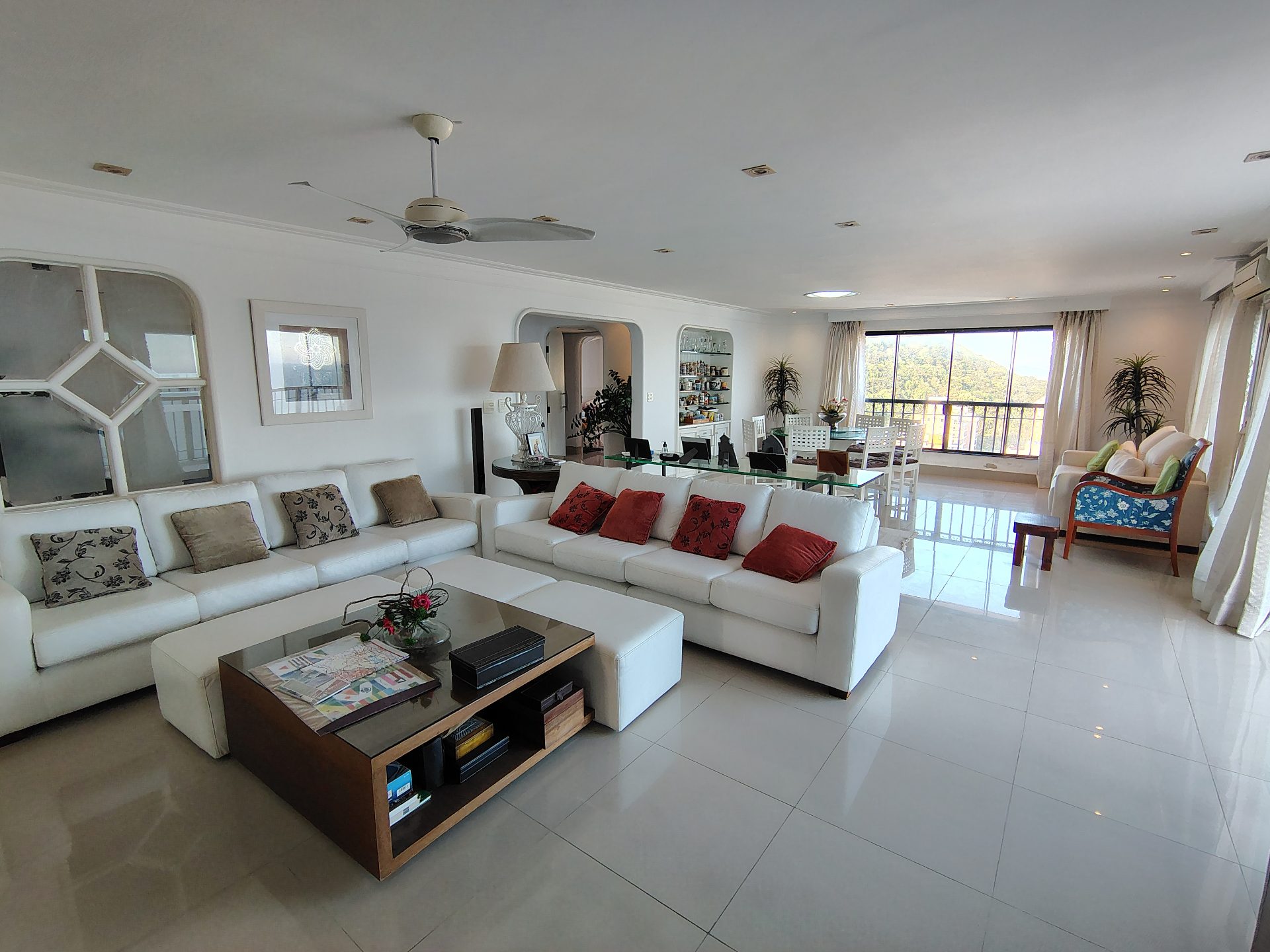 Cobertura de Alto Padrão à Venda – Praia de Pitangueiras | Guarujá em Pitangueiras, Guarujá — foto 7