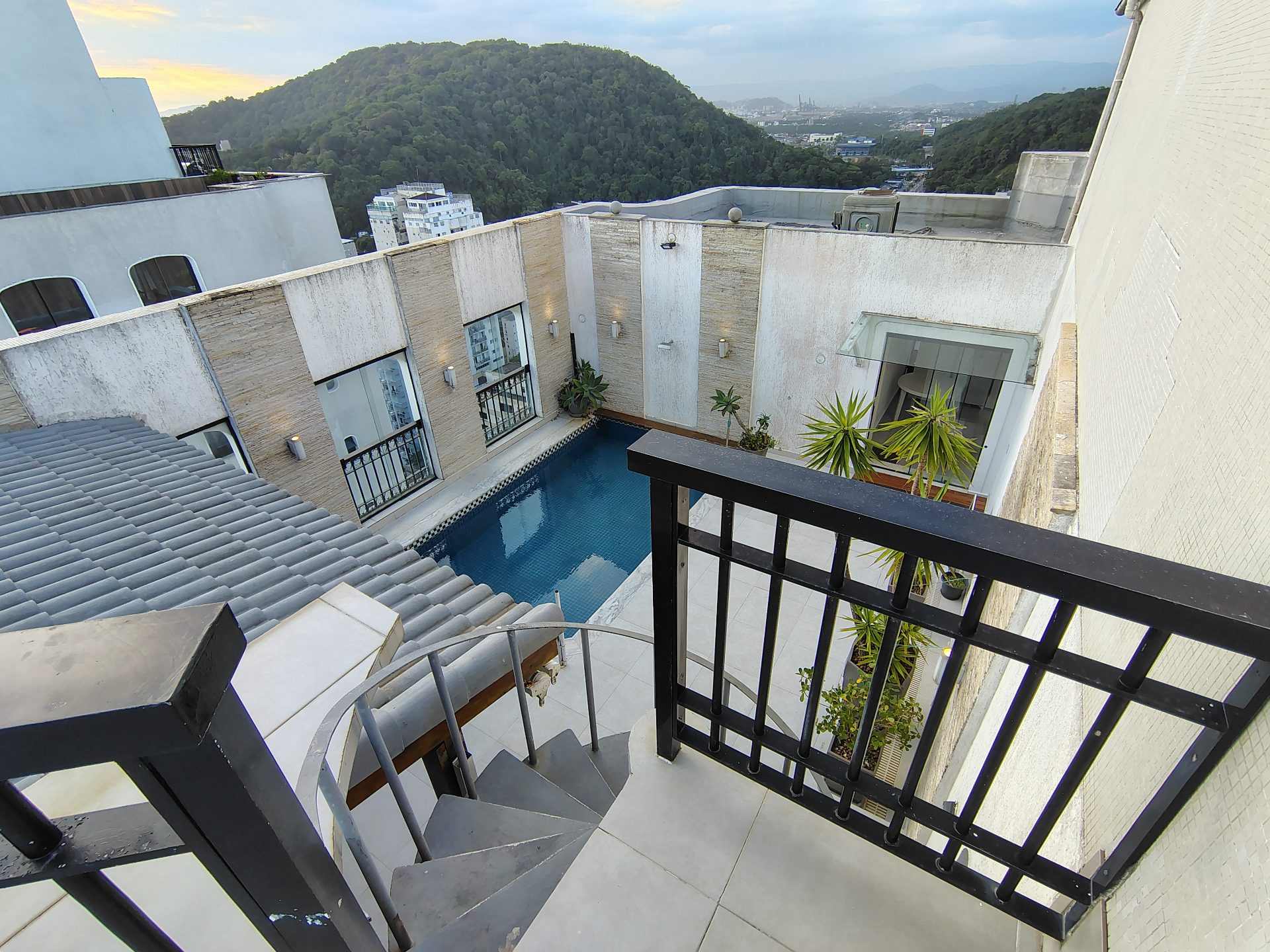 Cobertura de Alto Padrão à Venda – Praia de Pitangueiras | Guarujá em Pitangueiras, Guarujá — foto 49
