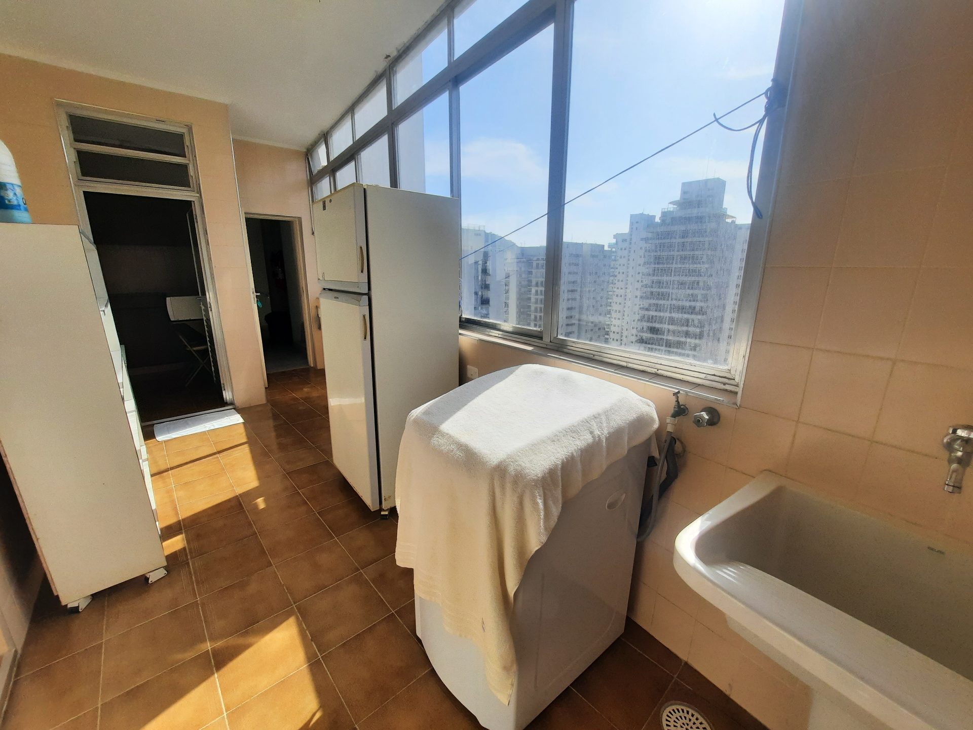 Apto 4 quartos, vista mar, 1 vaga, Pitangueiras em Pitangueiras, Guarujá — foto 25