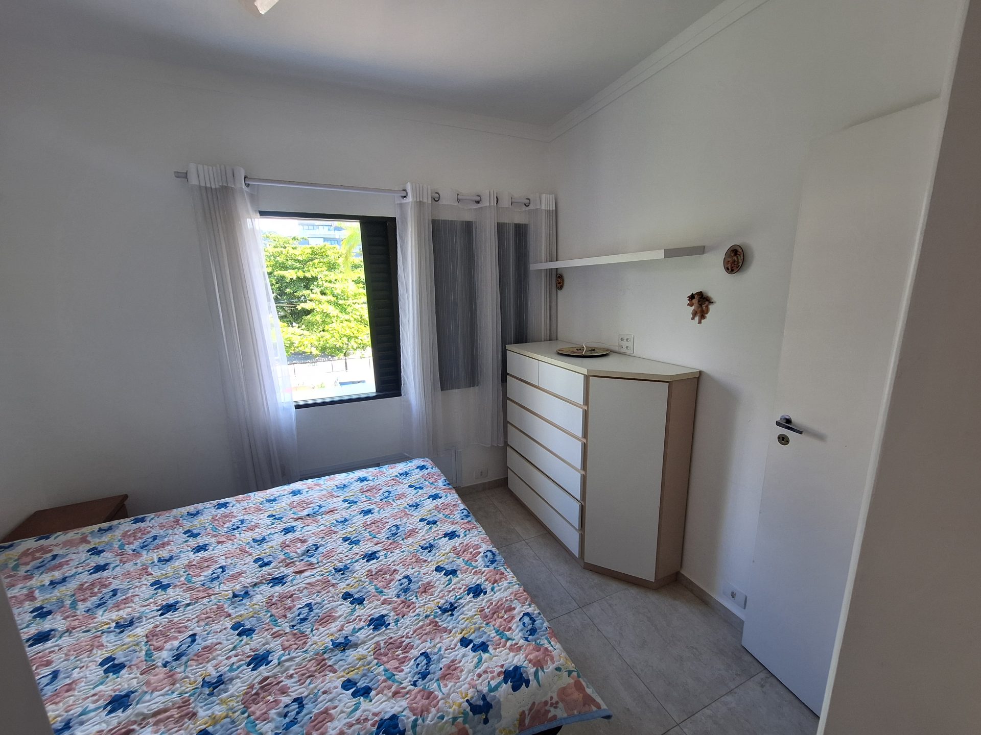 Apto 2 dorms., sacada, lazer, região do Aquário, 1 vaga em Enseada, Guarujá — foto 9