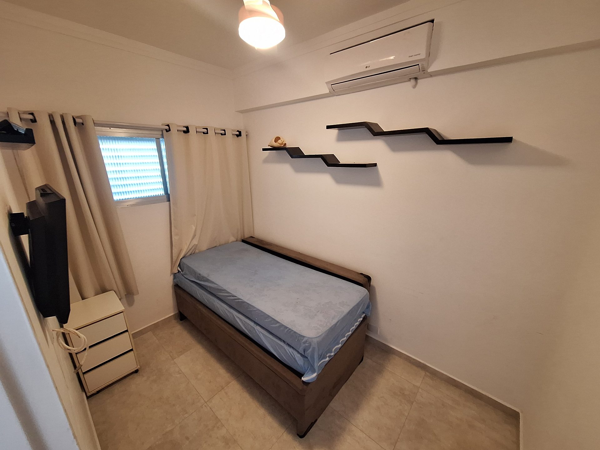 Apto 2 dorms., sacada, lazer, região do Aquário, 1 vaga em Enseada, Guarujá — foto 11
