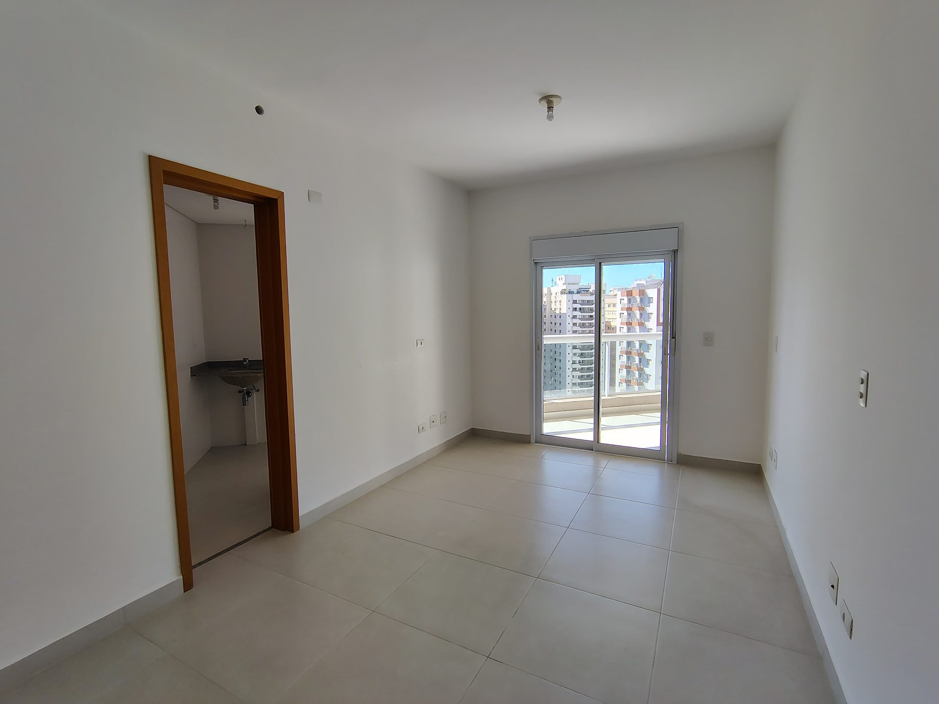 Apto 3 suítes, 144m², 2 vagas, lazer, andar alto, Pitangueiras em Pitangueiras, Guarujá — foto 9