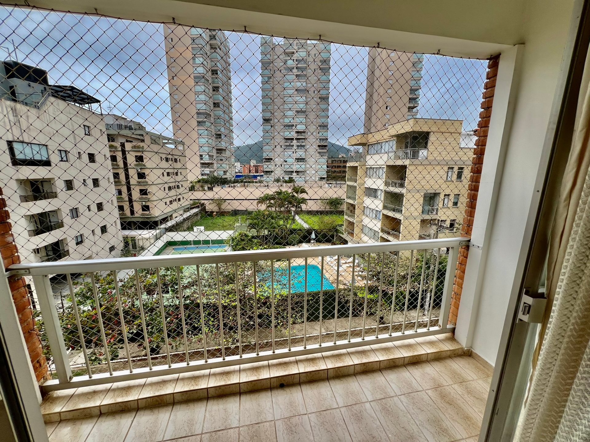 Apto 3 quartos, sacada, lazer, Enseada, 1 vaga em Loteamento João Batista Julião, Guarujá — foto 9