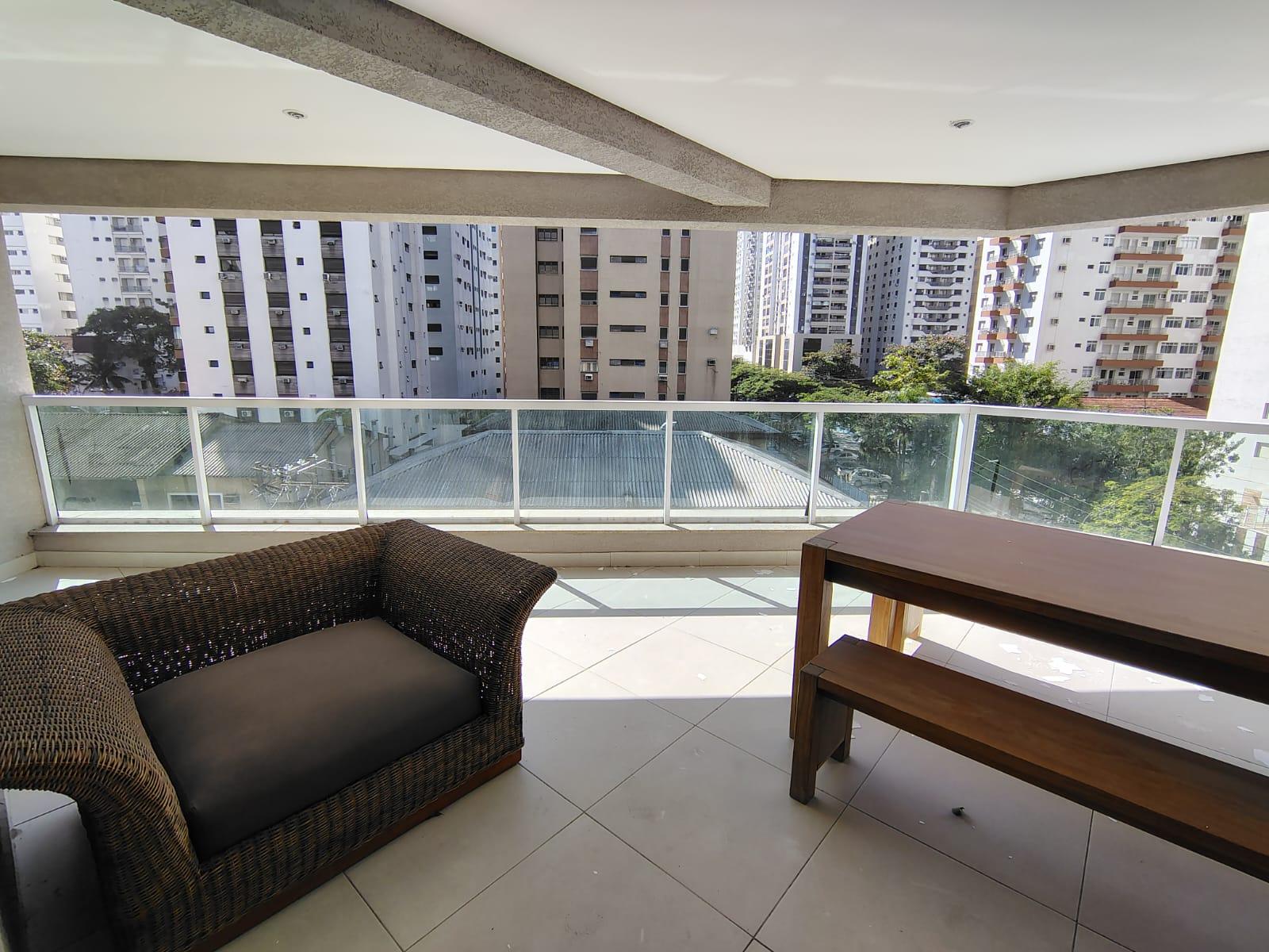 Apto com 3 quartos, Pitangueiras, Guarujá  em Pitangueiras, Guarujá — foto 4