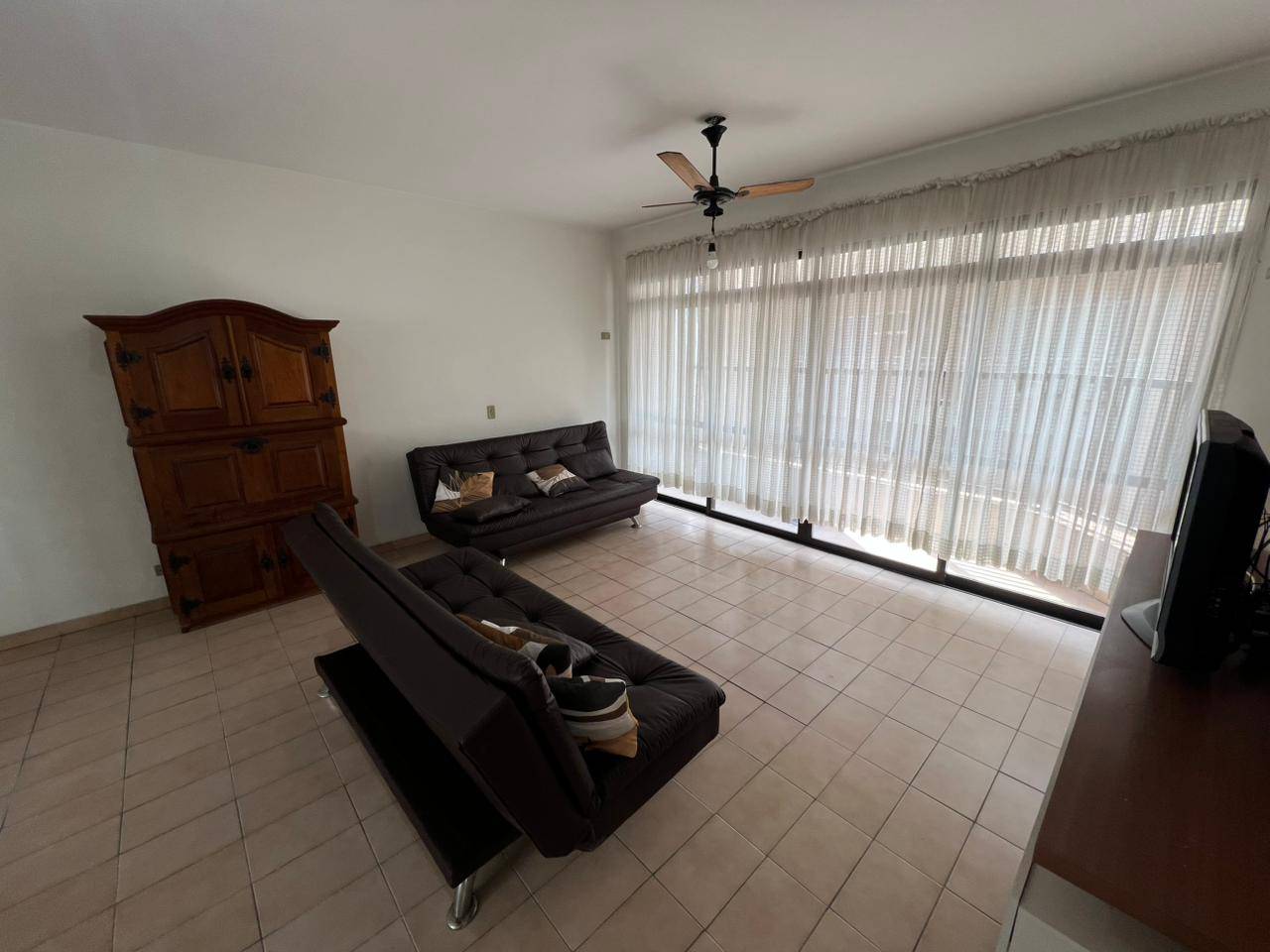 Apto 3 dorms., sacada, 1 vaga, Enseada em Enseada, Guarujá — foto 3