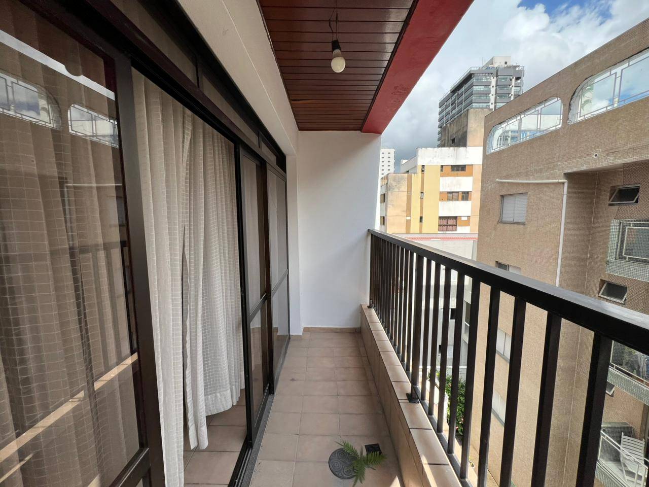 Apto 3 dorms., sacada, 1 vaga, Enseada em Enseada, Guarujá — foto 6