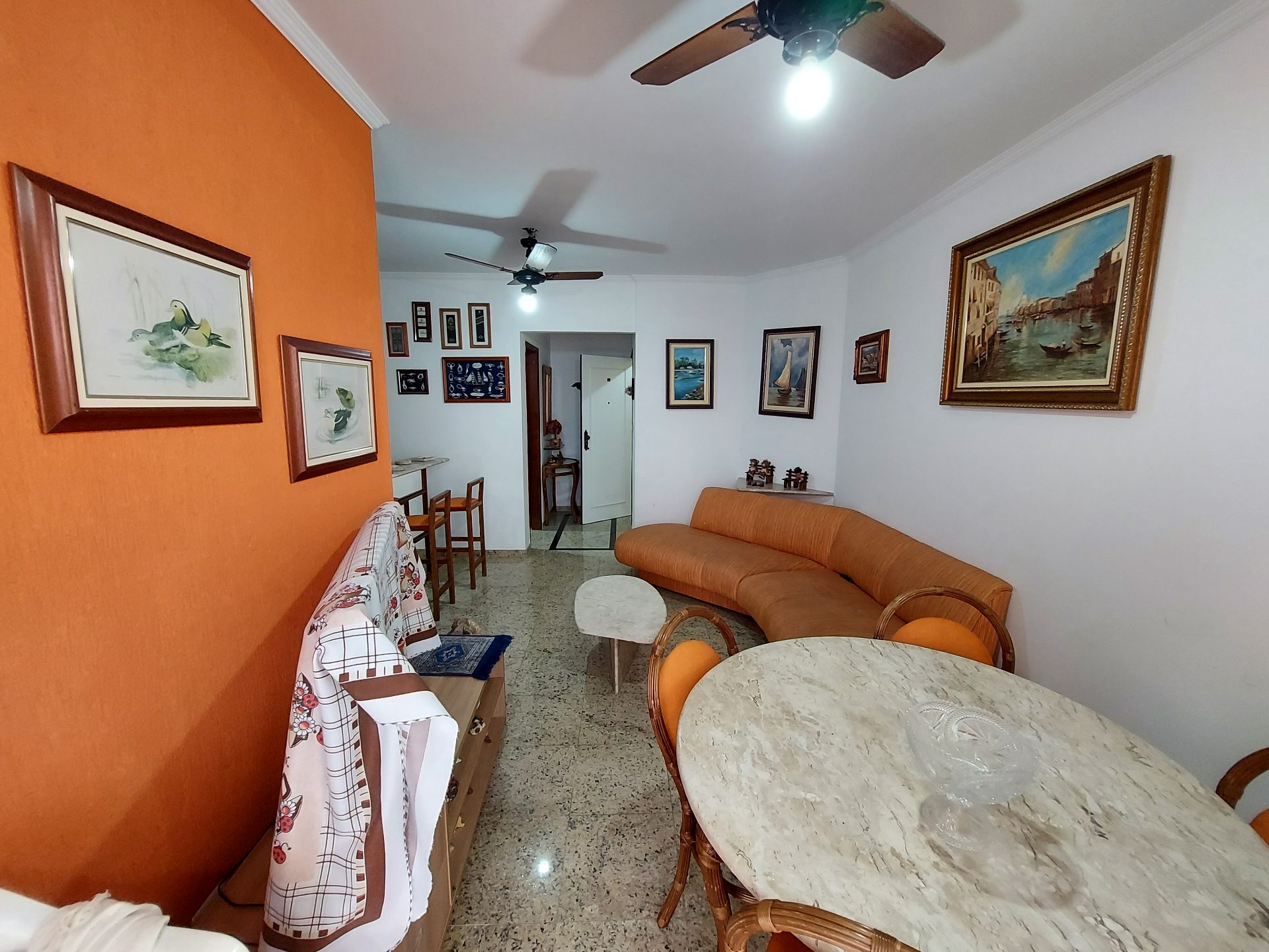 Apto 250m praia, 2 quartos, sacada, 1 vaga, Enseada em Enseada, Guarujá — foto 4