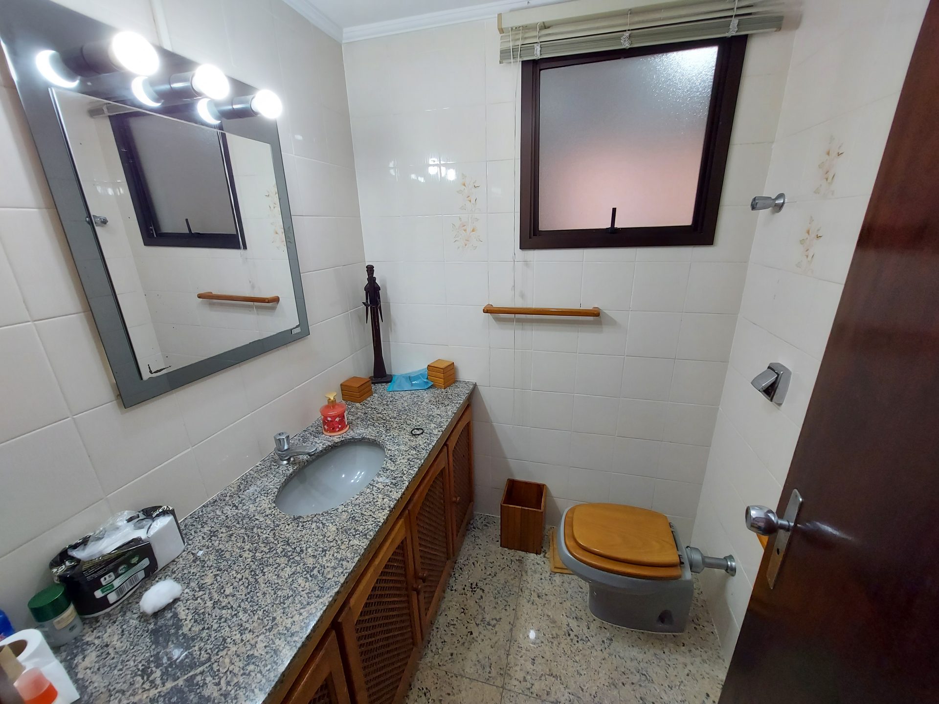 Apto 250m praia, 2 quartos, sacada, 1 vaga, Enseada em Enseada, Guarujá — foto 8