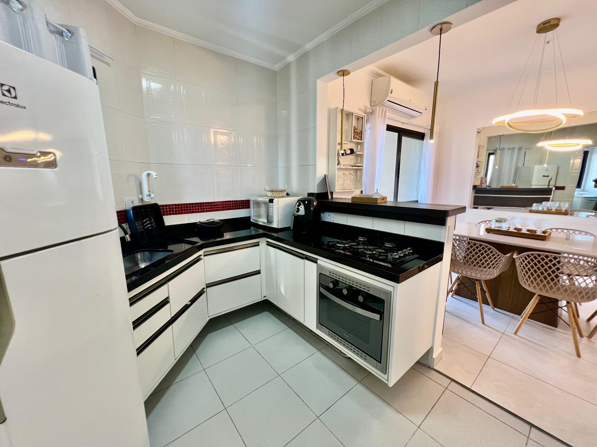 Apartamento Moderno a 350m da Praia da Enseada – Conforto e Lazer em um Só Lugar!  em Loteamento João Batista Julião, Guarujá — foto 24