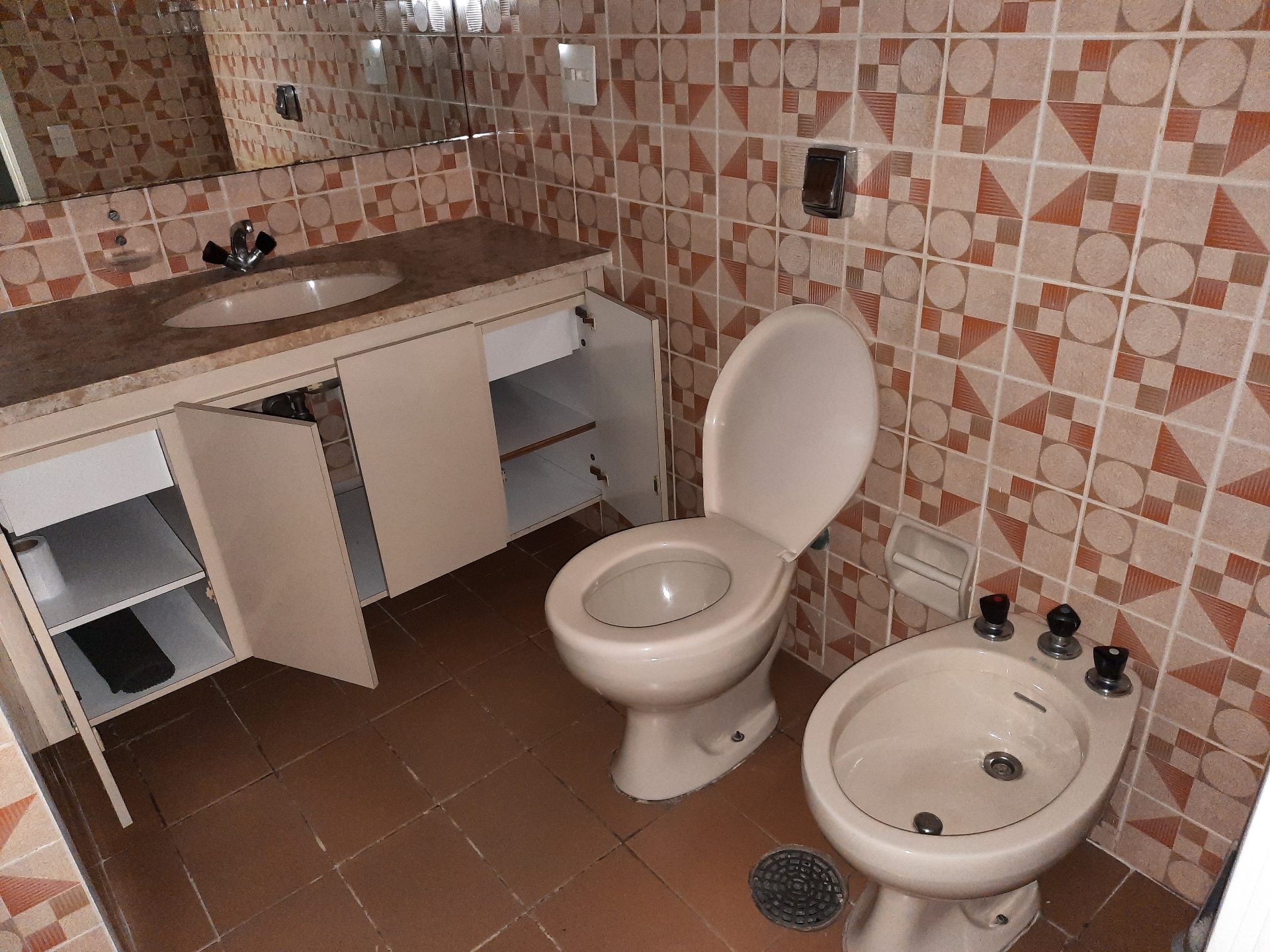 Apto 4 quartos, 100m praia Pitangueiras, sacada, 1 vaga em Pitangueiras, Guarujá — foto 6