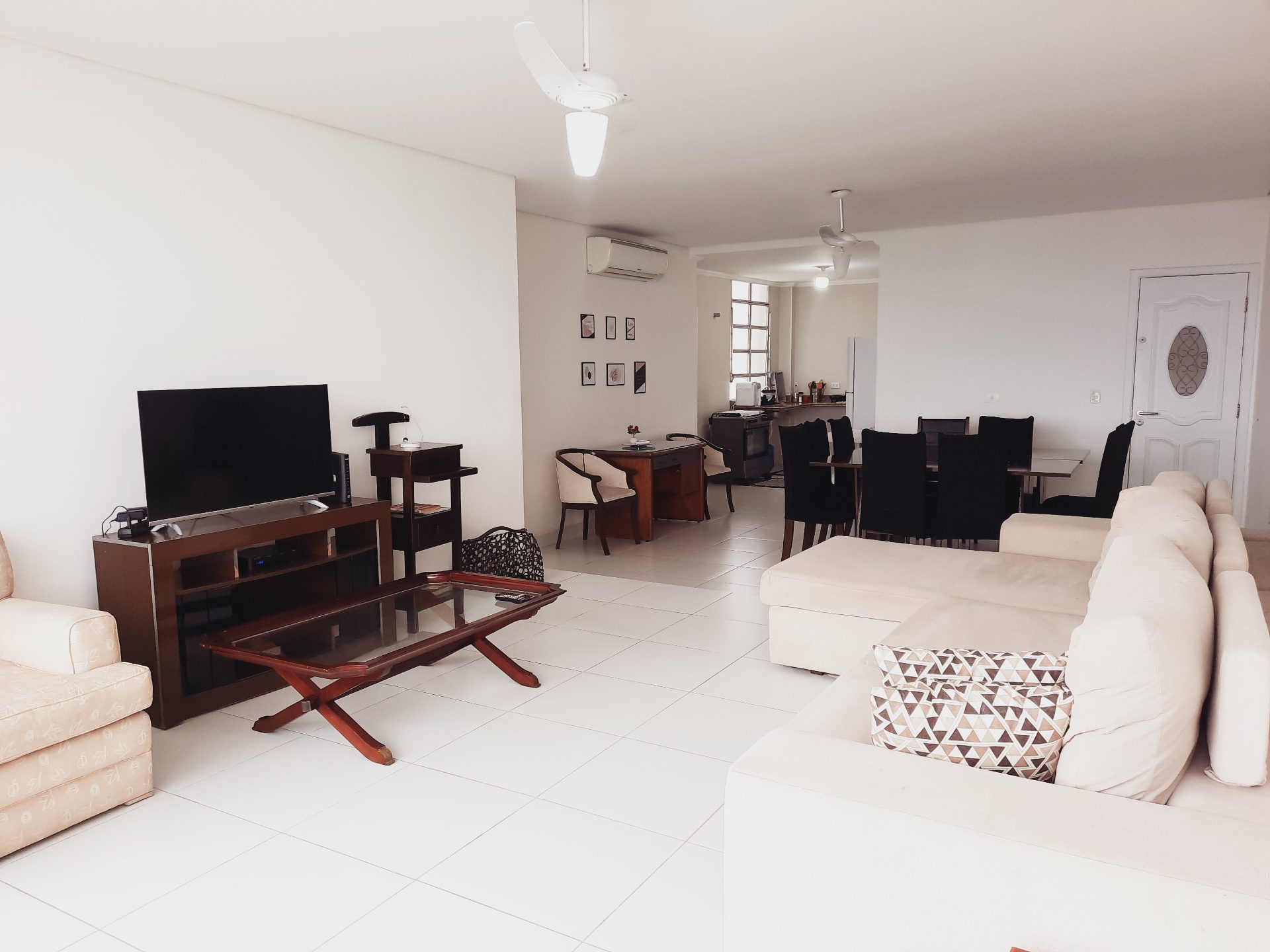 Apto frente mar, 4 quartos, Pitangueiras em Pitangueiras, Guarujá — foto 3