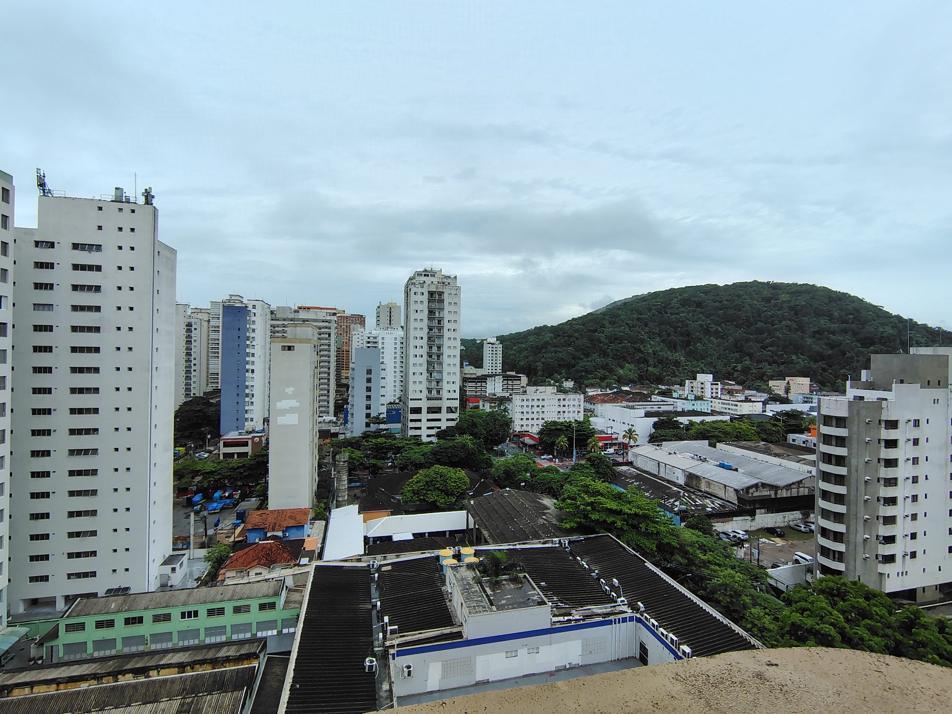 Apto 4 dorms., 1 vaga, andar alto, sacada, Pitangueiras (cópia) em Pitangueiras, Guarujá — foto 5
